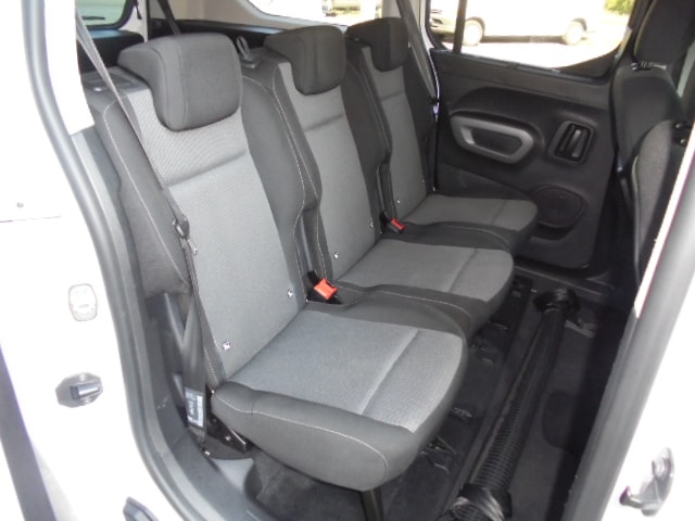 TOYOTA Proace City Verso 1.2 Style Long Automatik-image-10