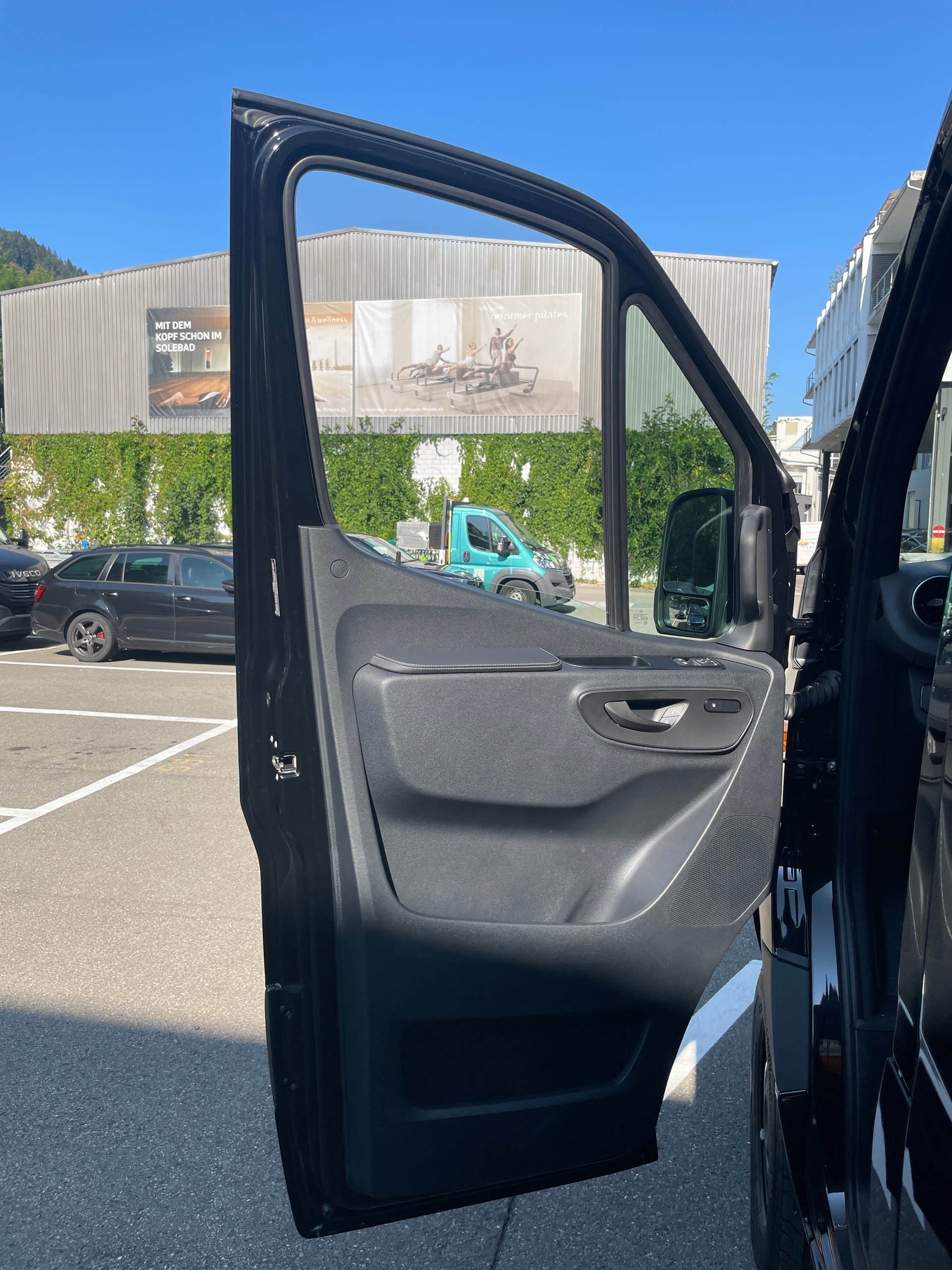MERCEDES-BENZ Sprinter 319 CDI Standard 9G-TRONIC 4x4-image-10