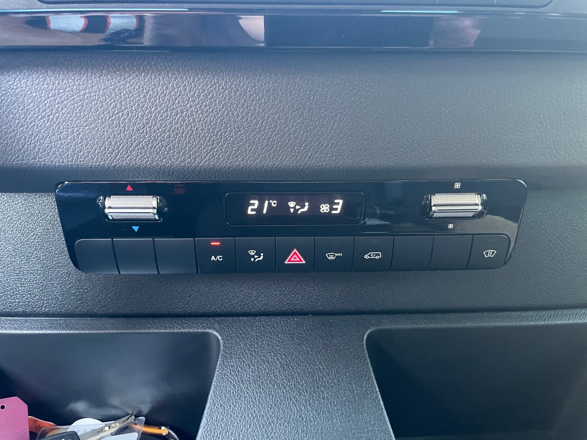 MERCEDES-BENZ Sprinter 319 CDI Standard 9G-TRONIC 4x4-image-16