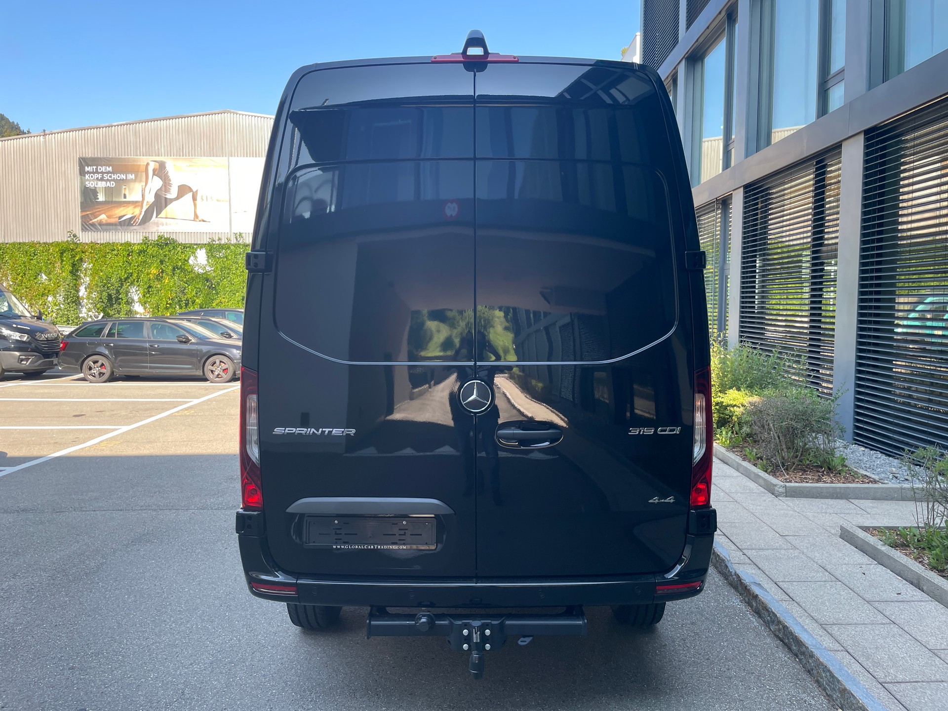 MERCEDES-BENZ Sprinter 319 CDI Standard 9G-TRONIC 4x4-image-3