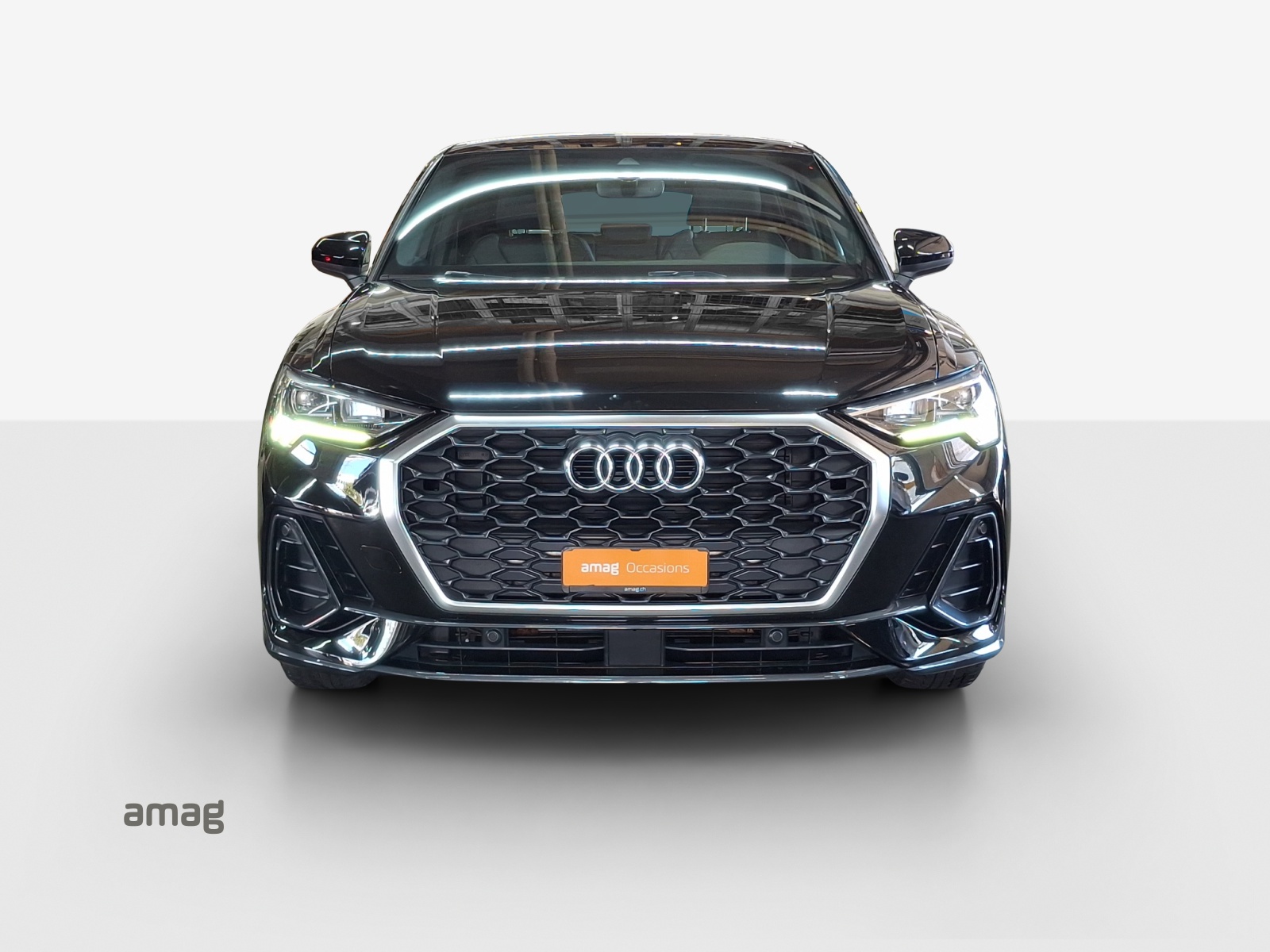 AUDI Q3 Sportback 35 TFSI Attraction S-tronic-image-6