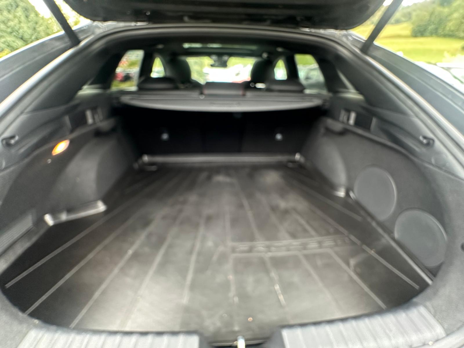 KIA ProCeed 1.6 T-GDi GT DCT-image-6