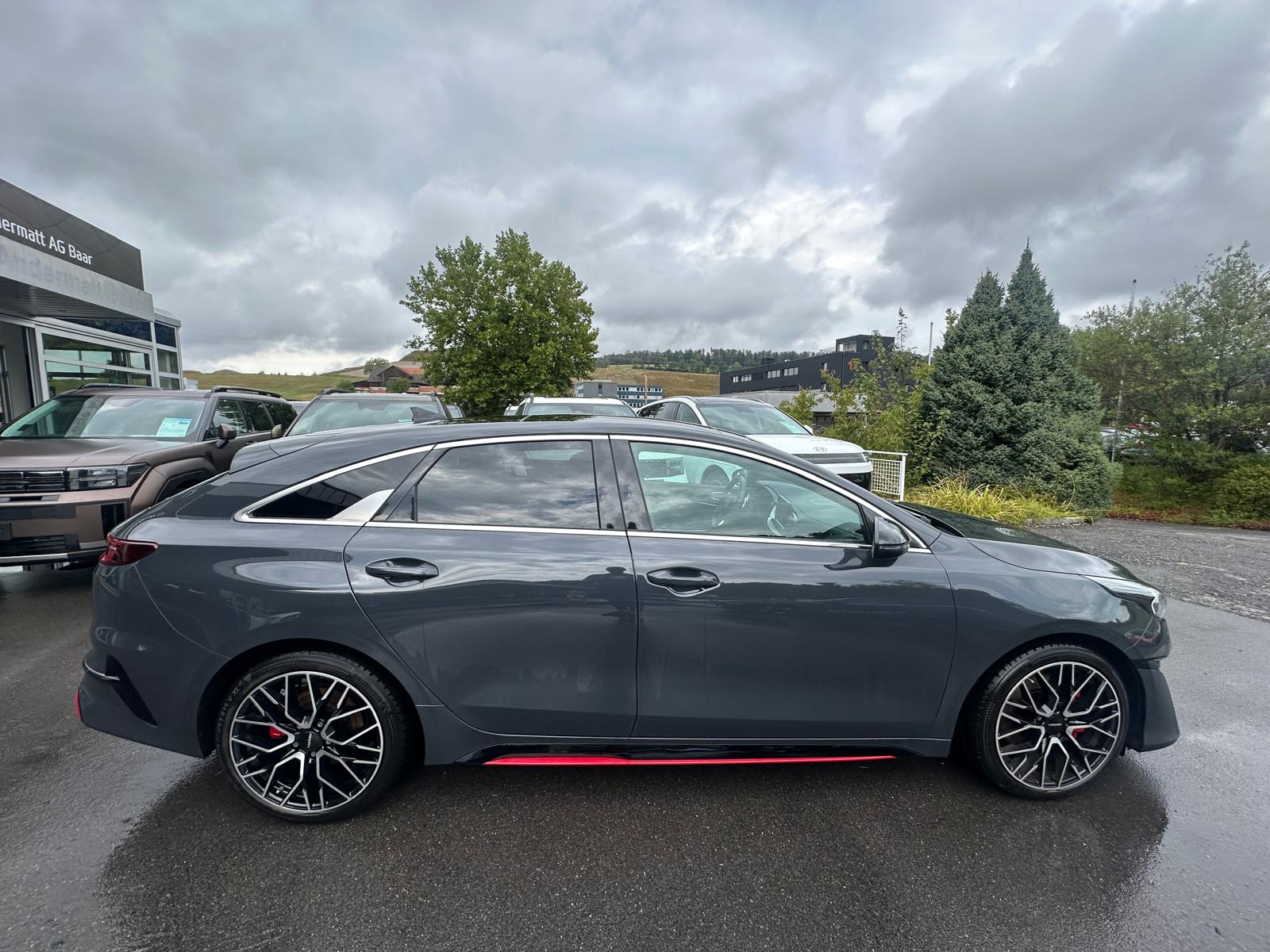 KIA ProCeed 1.6 T-GDi GT DCT-image-8