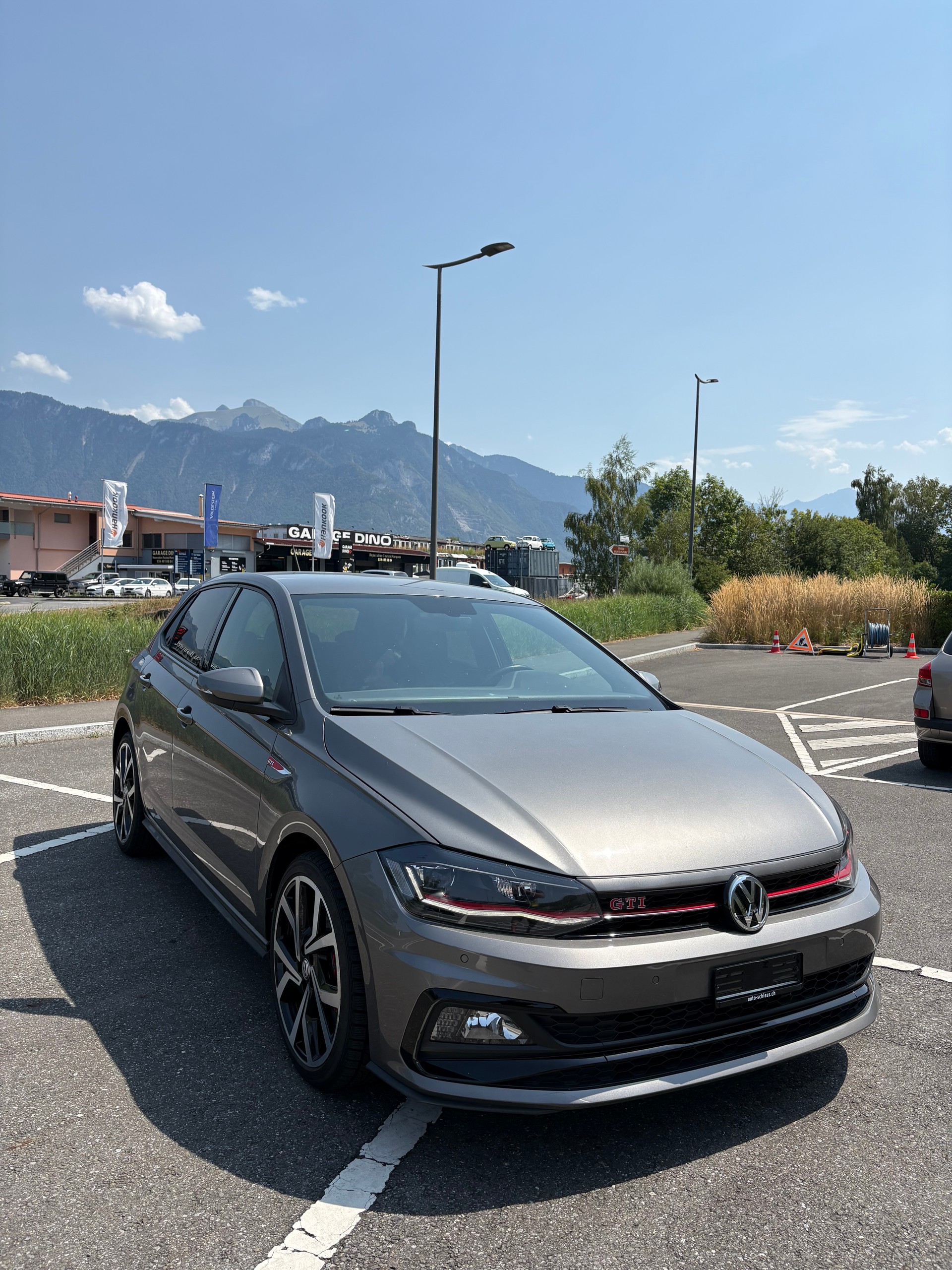 VW Polo 2.0 TSI GTI DSG-image-2