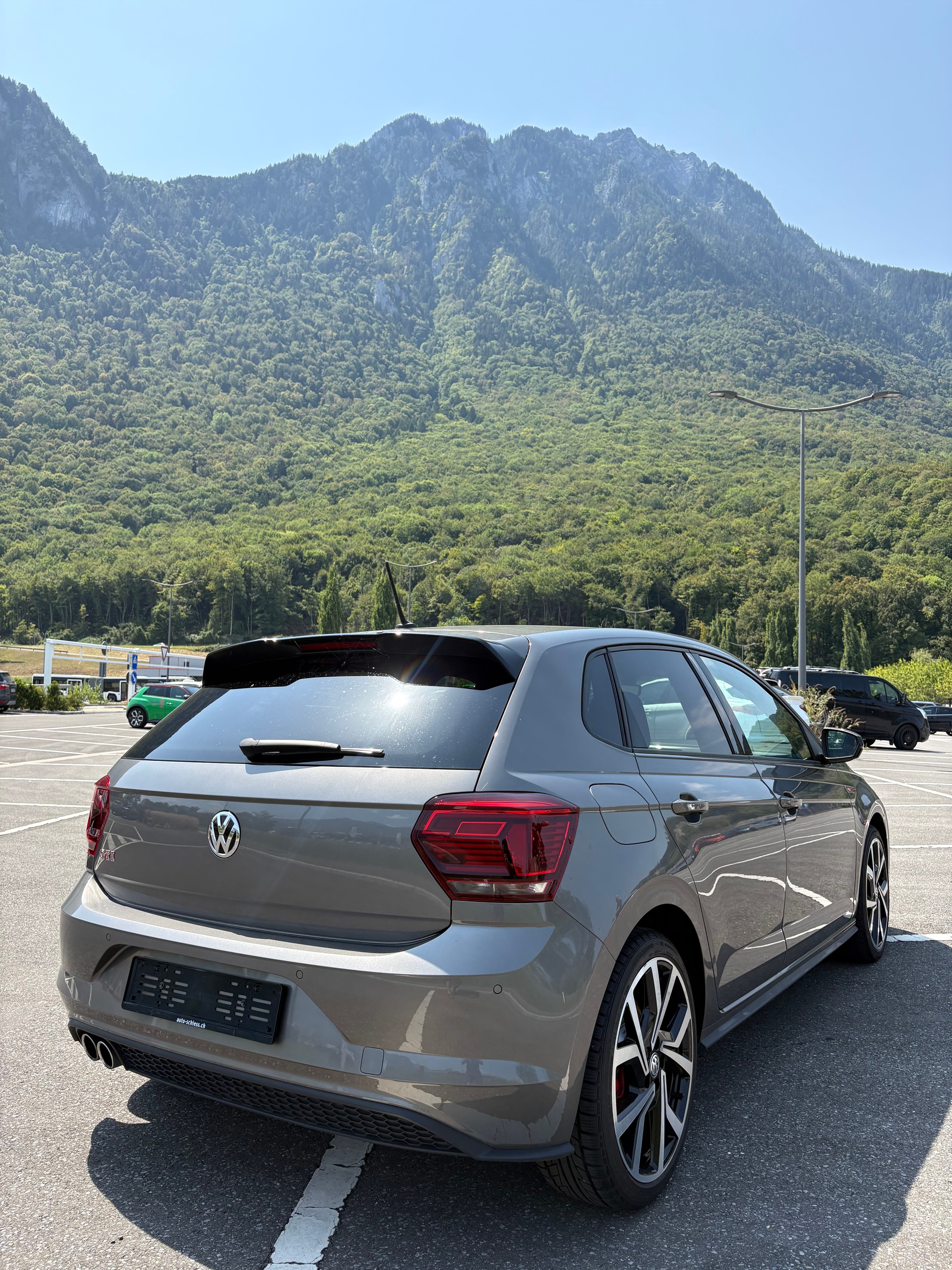 VW Polo 2.0 TSI GTI DSG-image-3