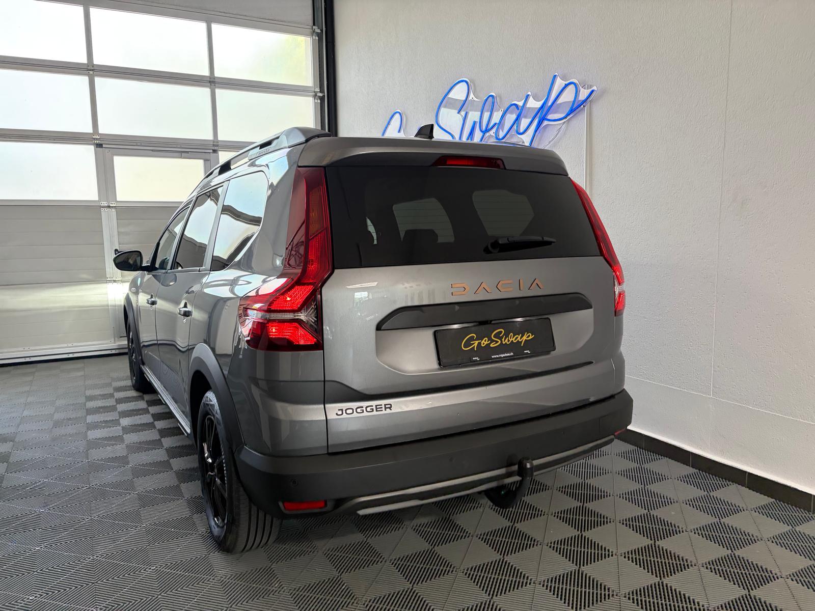 DACIA Jogger TCe 110 Extreme - Pack Sleep - Attelage - Garantie Dacia 2029 - 1ère main-image-10
