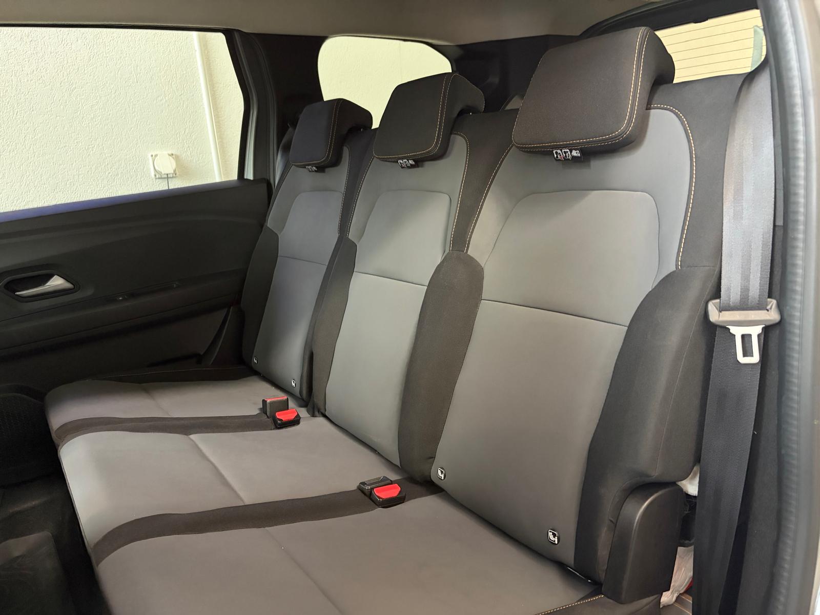 DACIA Jogger TCe 110 Extreme - Pack Sleep - Attelage - Garantie Dacia 2029 - 1ère main-image-12