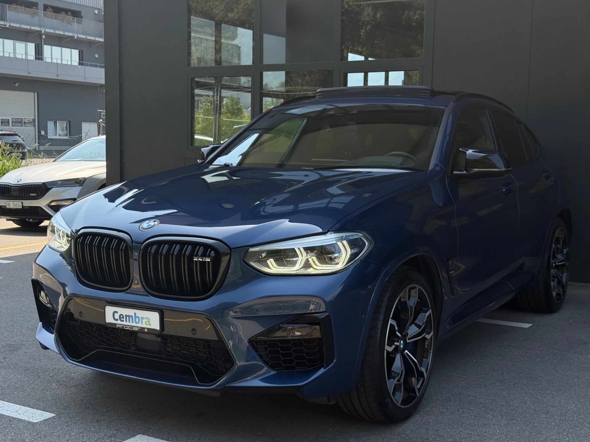 BMW X4M M Competition Steptronic-showroom-element-1