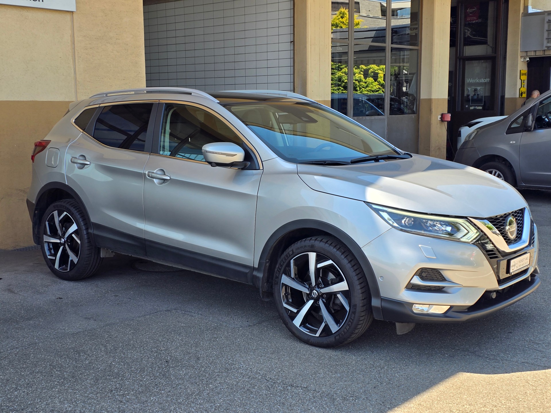 NISSAN Qashqai 1.3 DIG-T tekna DCT-image-2