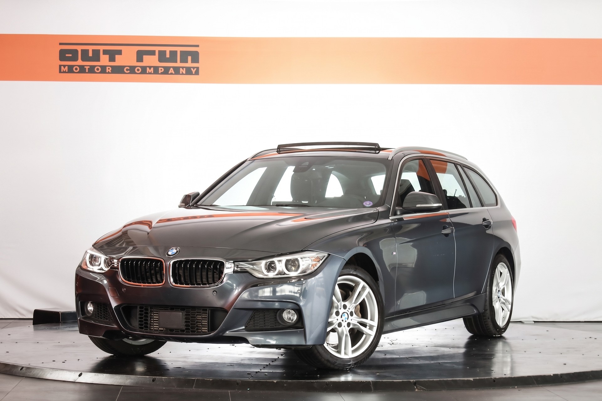 BMW 335i xDrive Touring Sport Line Steptronic-image-0