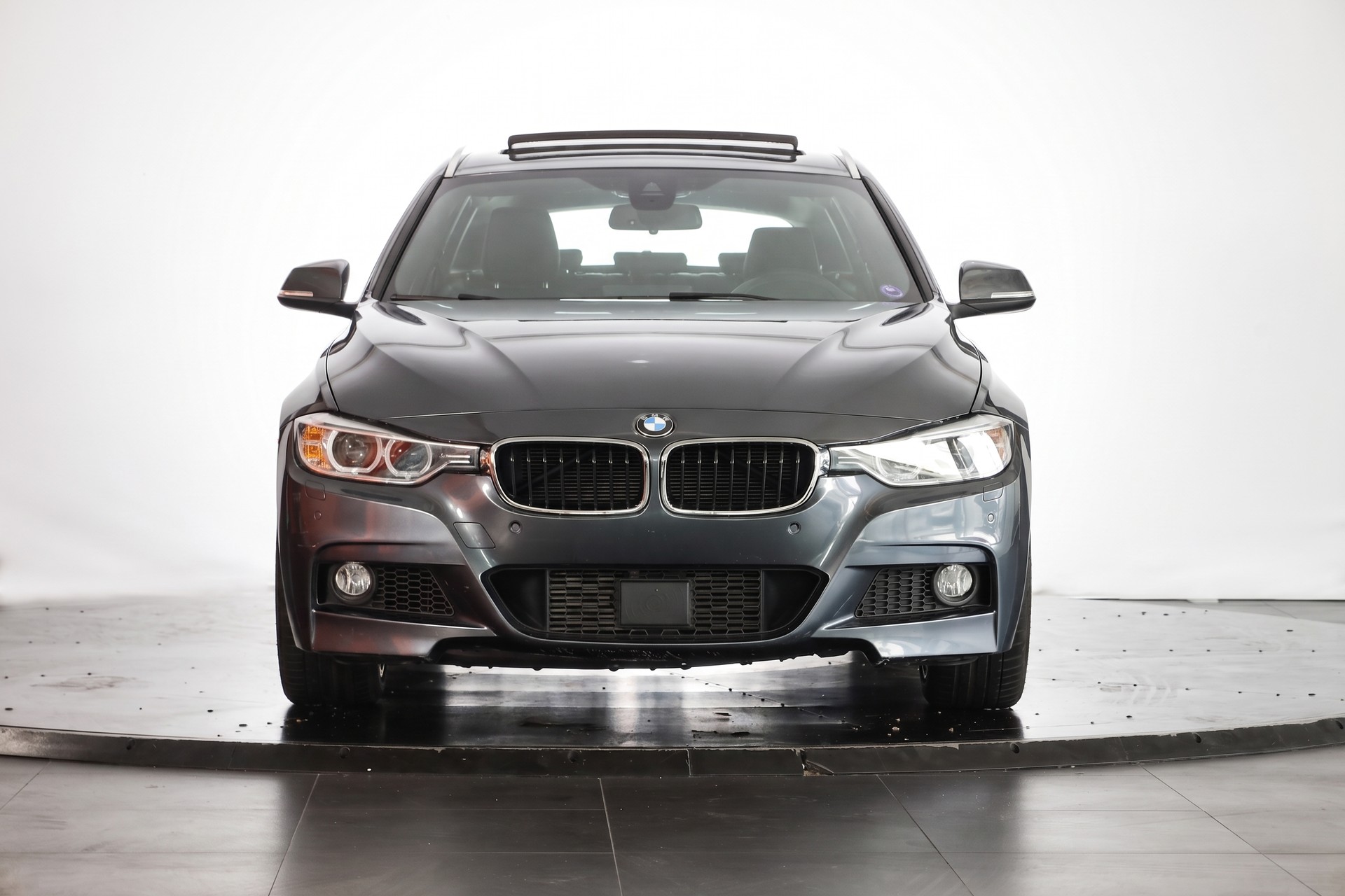 BMW 335i xDrive Touring Sport Line Steptronic-image-1
