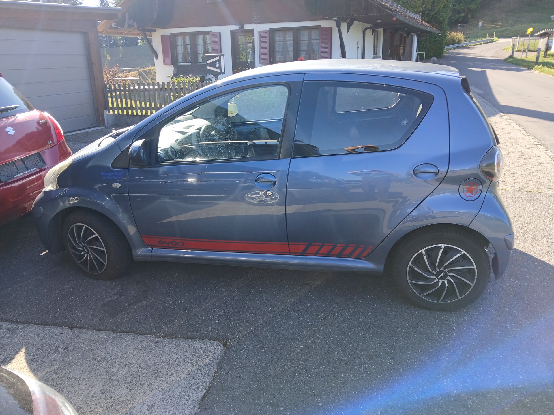 TOYOTA 1.0 VVT-i Linea Luna-image-1