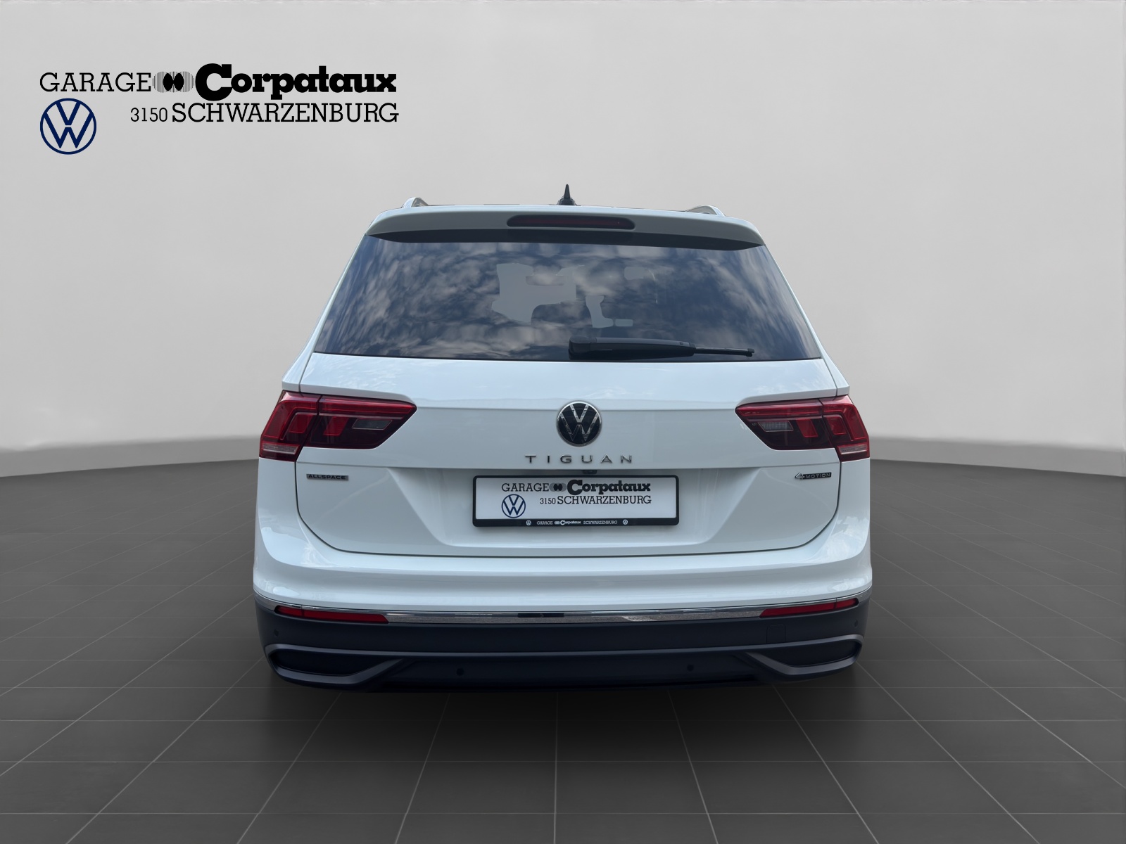 VW Tiguan Allspace 2.0TSI Life 4Motion DSG-image-4