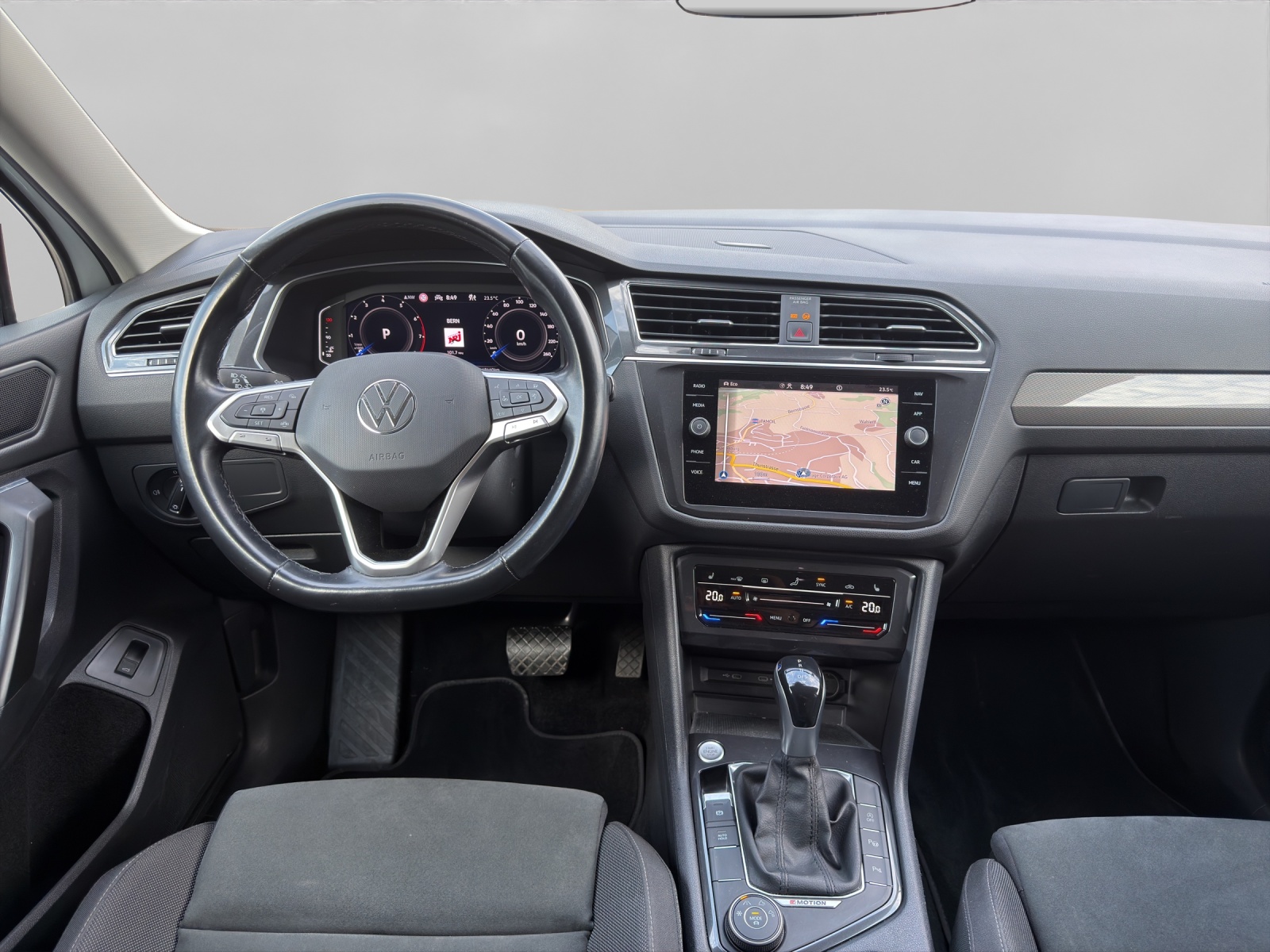 VW Tiguan Allspace 2.0TSI Life 4Motion DSG-image-9