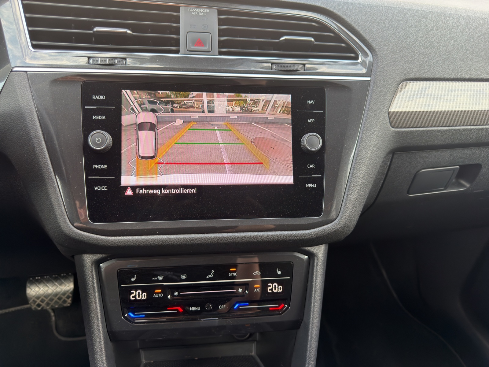 VW Tiguan Allspace 2.0TSI Life 4Motion DSG-image-11