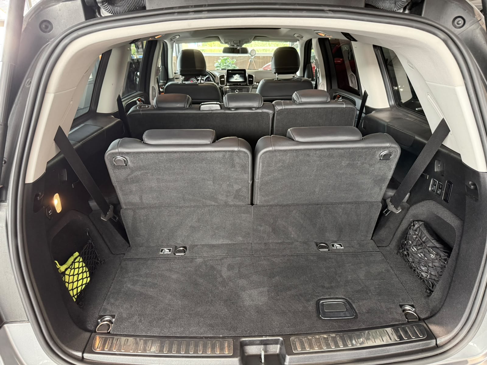 MERCEDES-BENZ GLS 350 d AMG Line 4Matic 9G-TRONIC-image-5