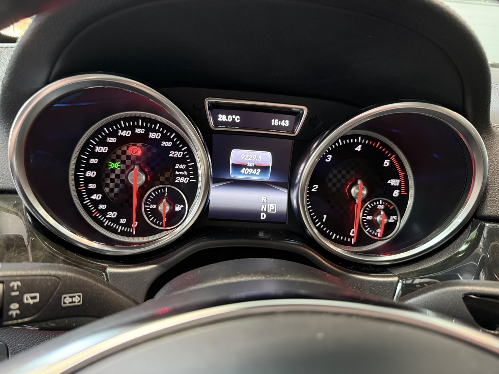 MERCEDES-BENZ GLS 350 d AMG Line 4Matic 9G-TRONIC-image-20