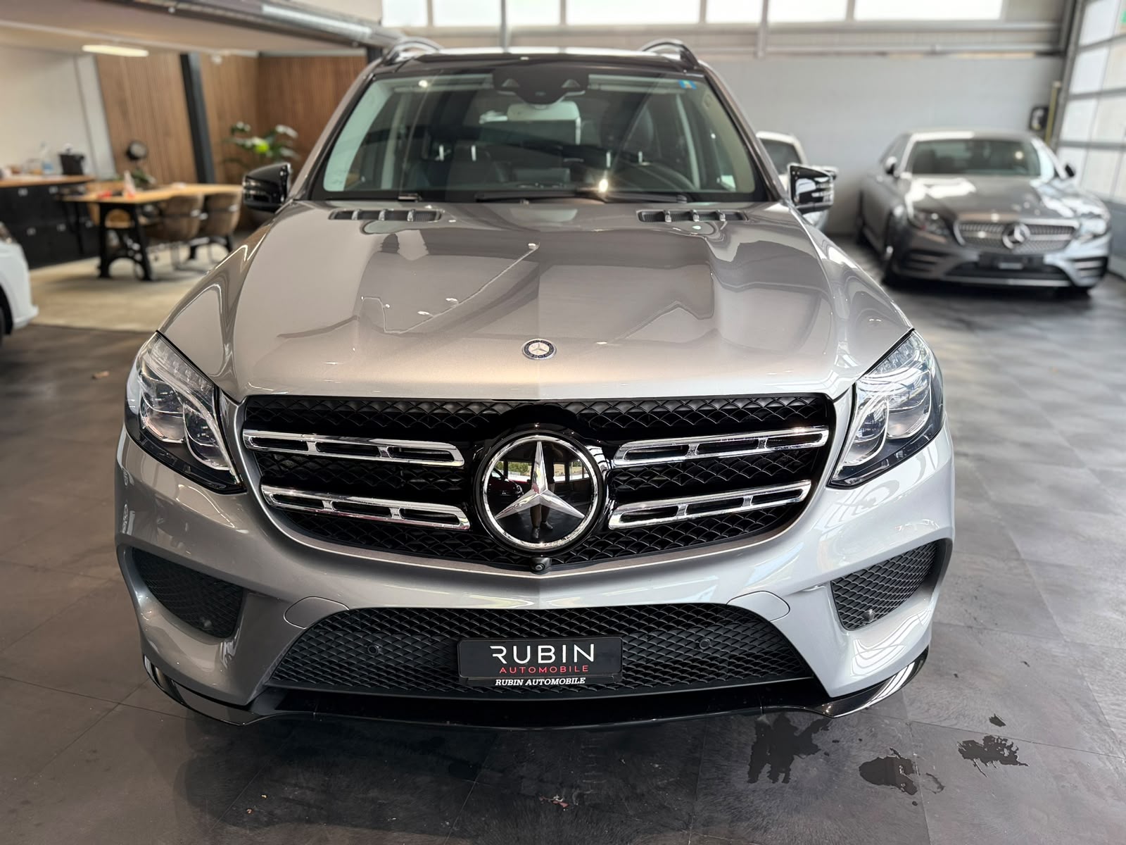 MERCEDES-BENZ GLS 350 d AMG Line 4Matic 9G-TRONIC-image-9