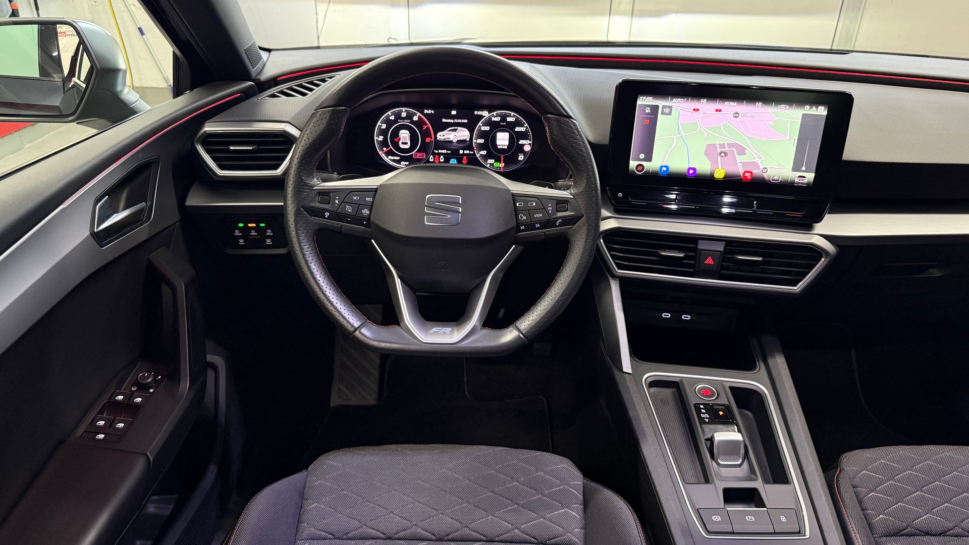 SEAT Leon 1.5 eTSI mHEV DSG FR, frisch ab MFK, voll Optionen, 12 Monate oder 20000km Garantie-image-14