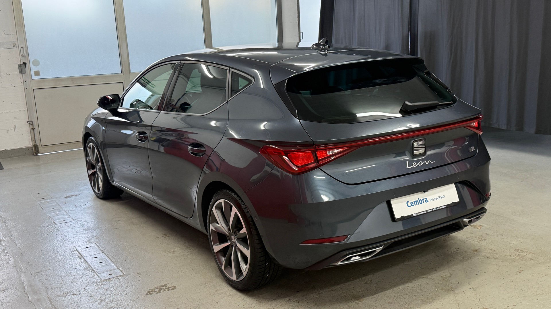 SEAT Leon 1.5 eTSI mHEV DSG FR, frisch ab MFK, voll Optionen, 12 Monate oder 20000km Garantie-image-22