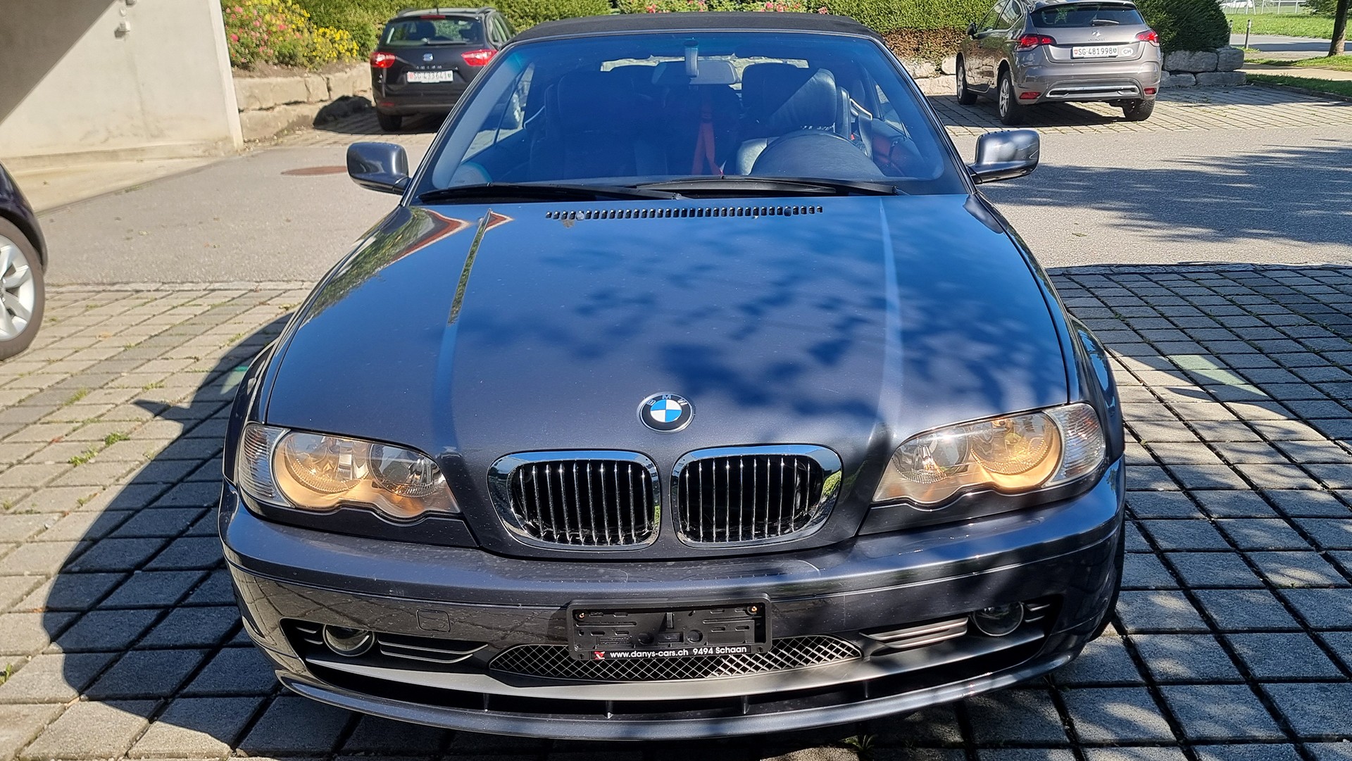 BMW 330Ci-image-5