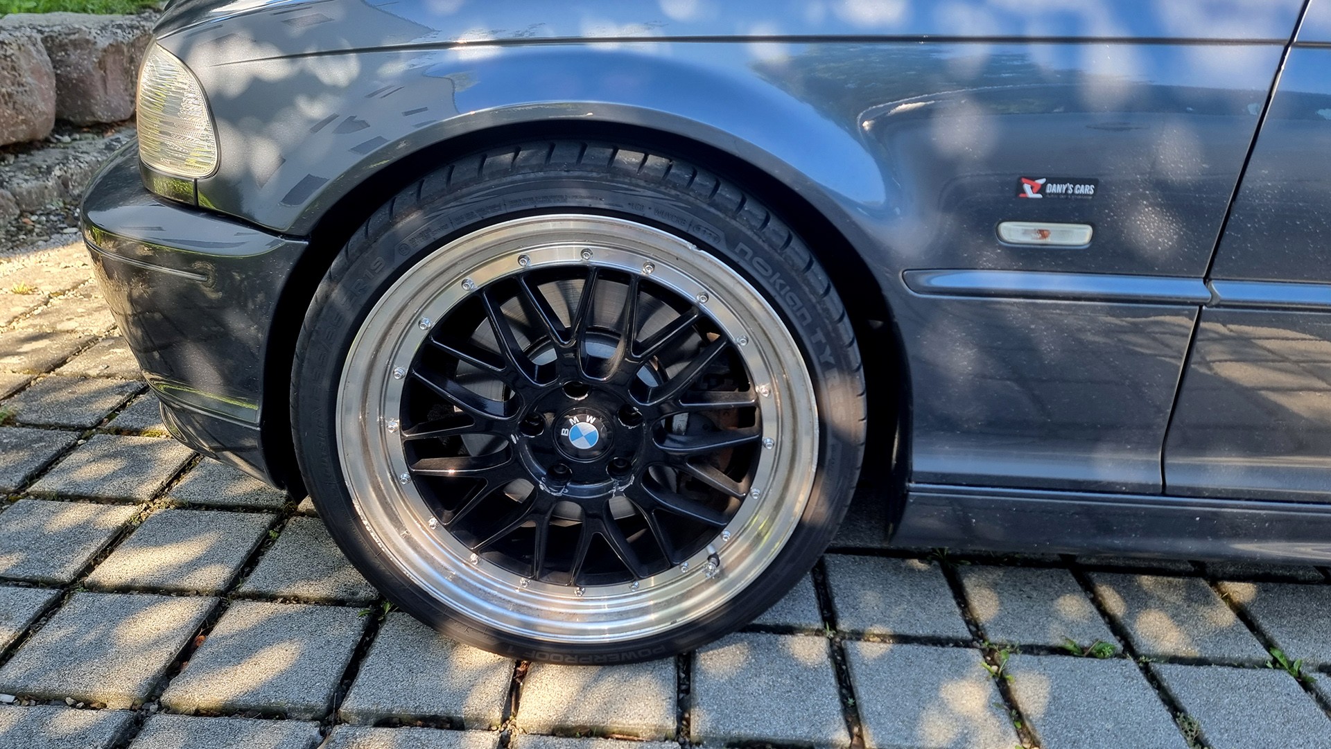 BMW 330Ci-image-6