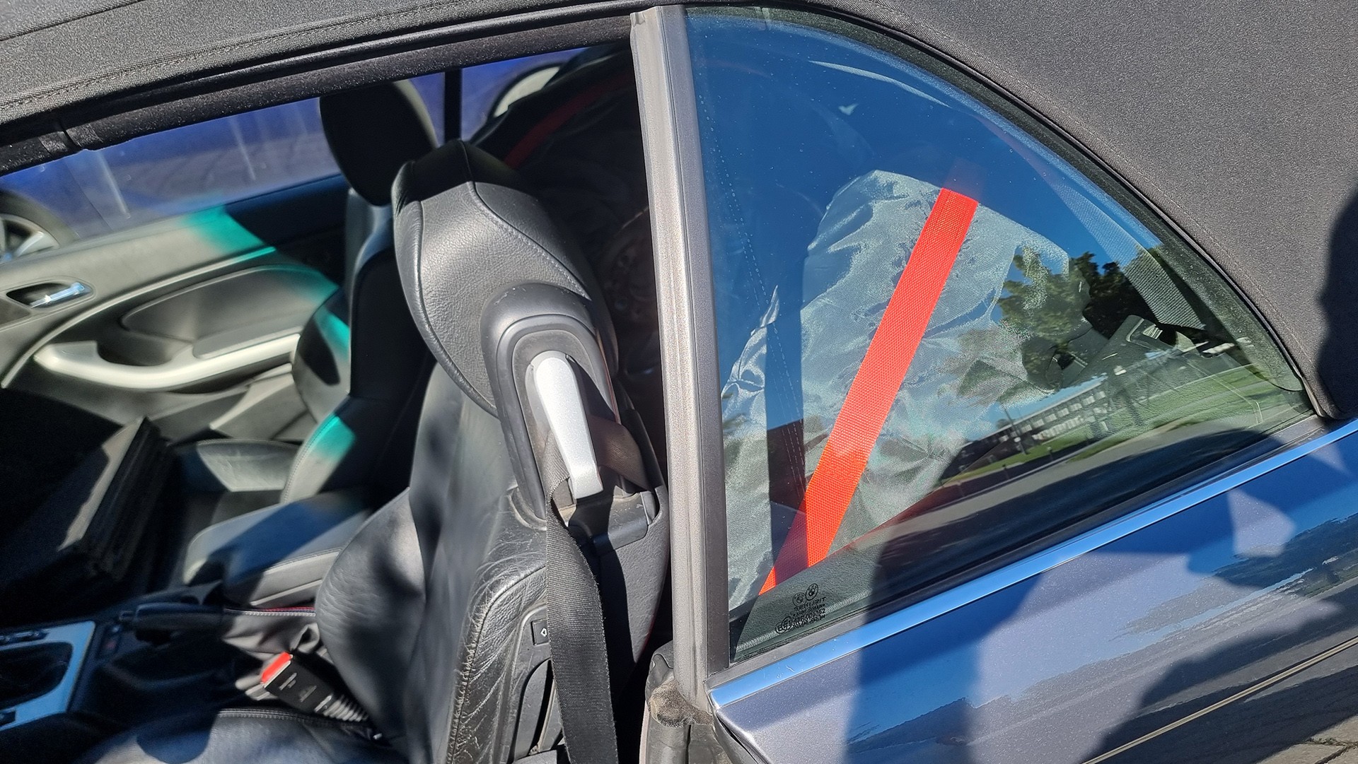 BMW 330Ci-image-11