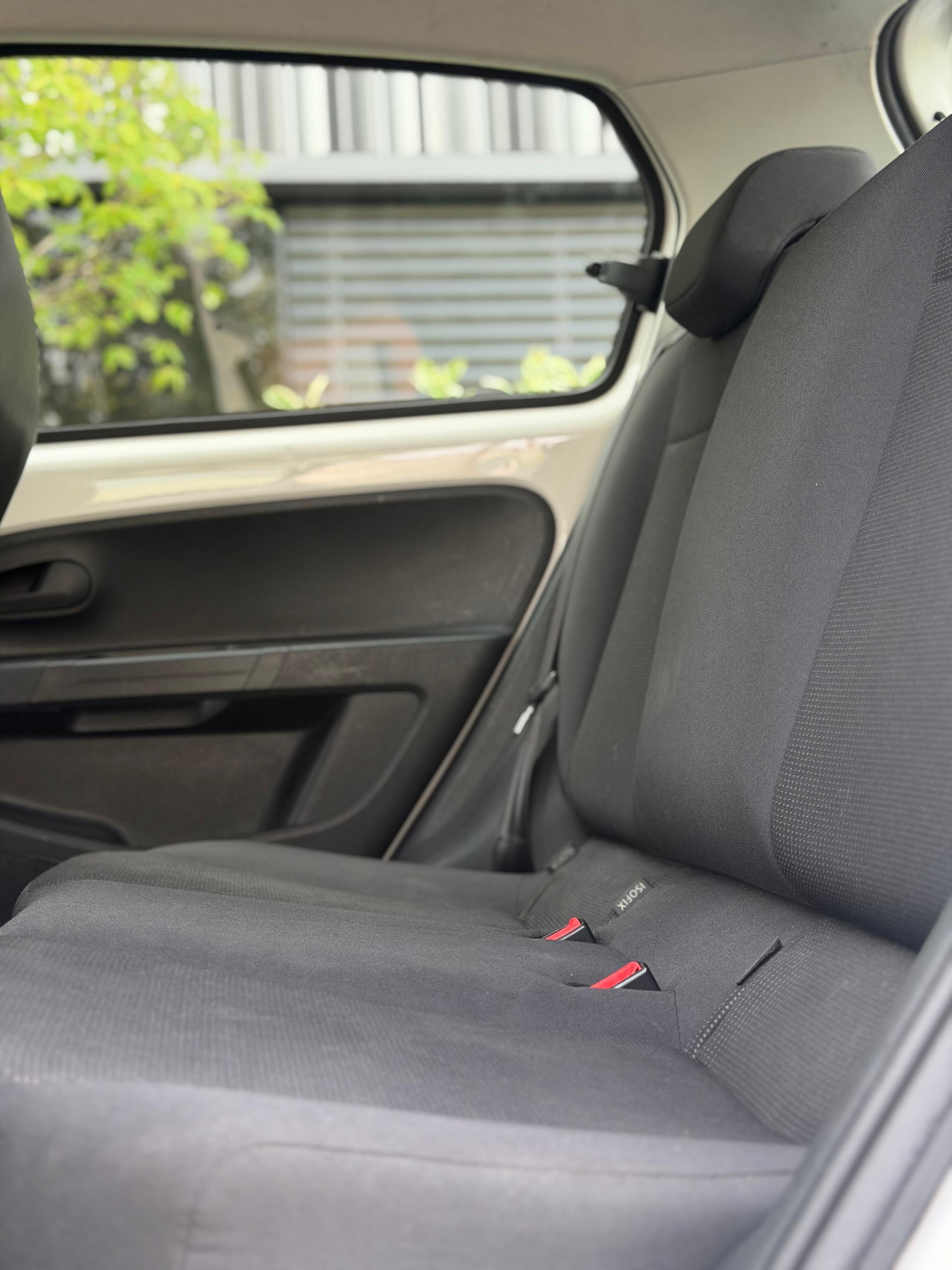 VW Up 1.0 start up-image-9
