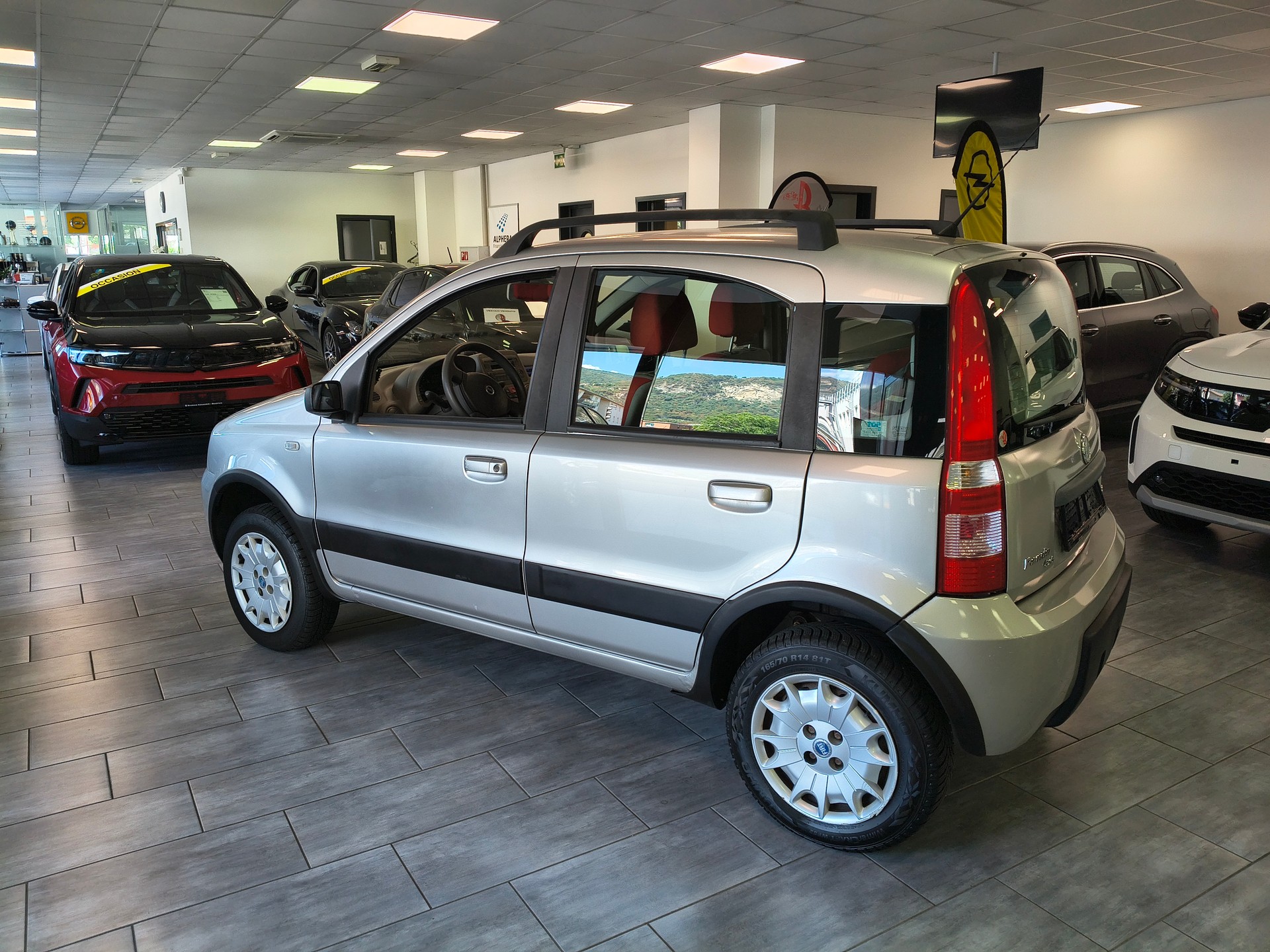 FIAT Panda 1.2 Climbing 4x4-image-2