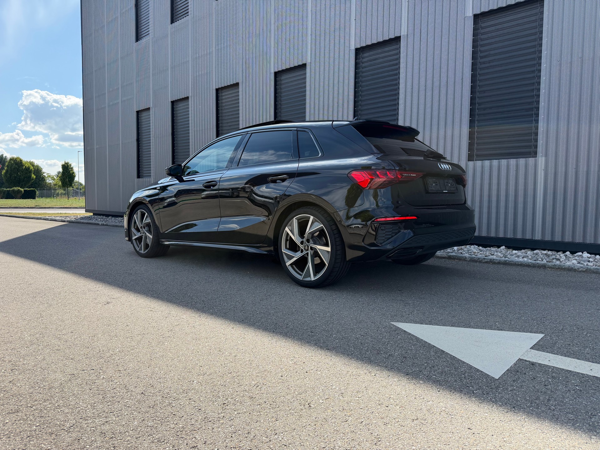 AUDI A3 Sportback 35 TFSI S-tronic-image-2