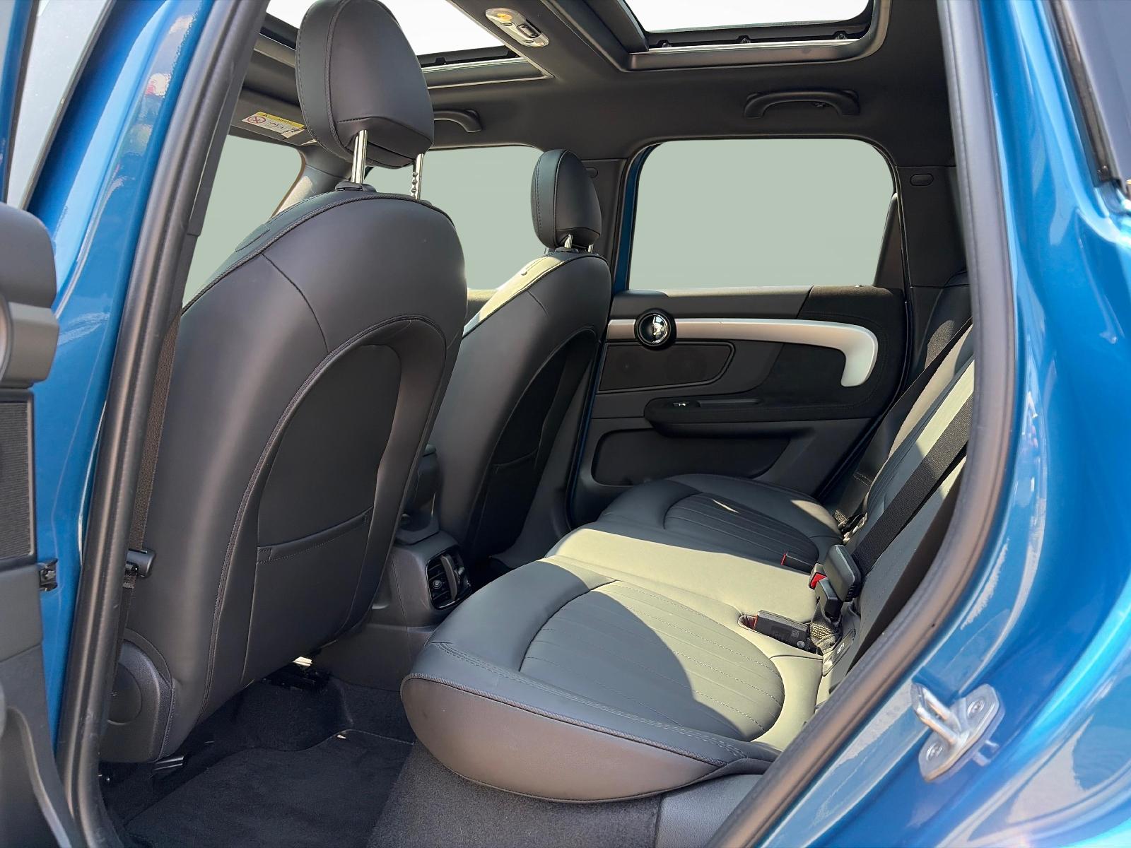MINI Countryman F60 1.5i Cooper S E ALL4-image-17