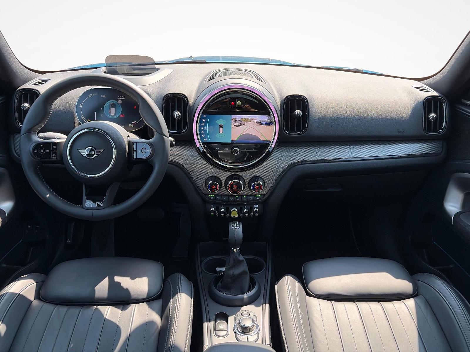 MINI Countryman F60 1.5i Cooper S E ALL4-image-13