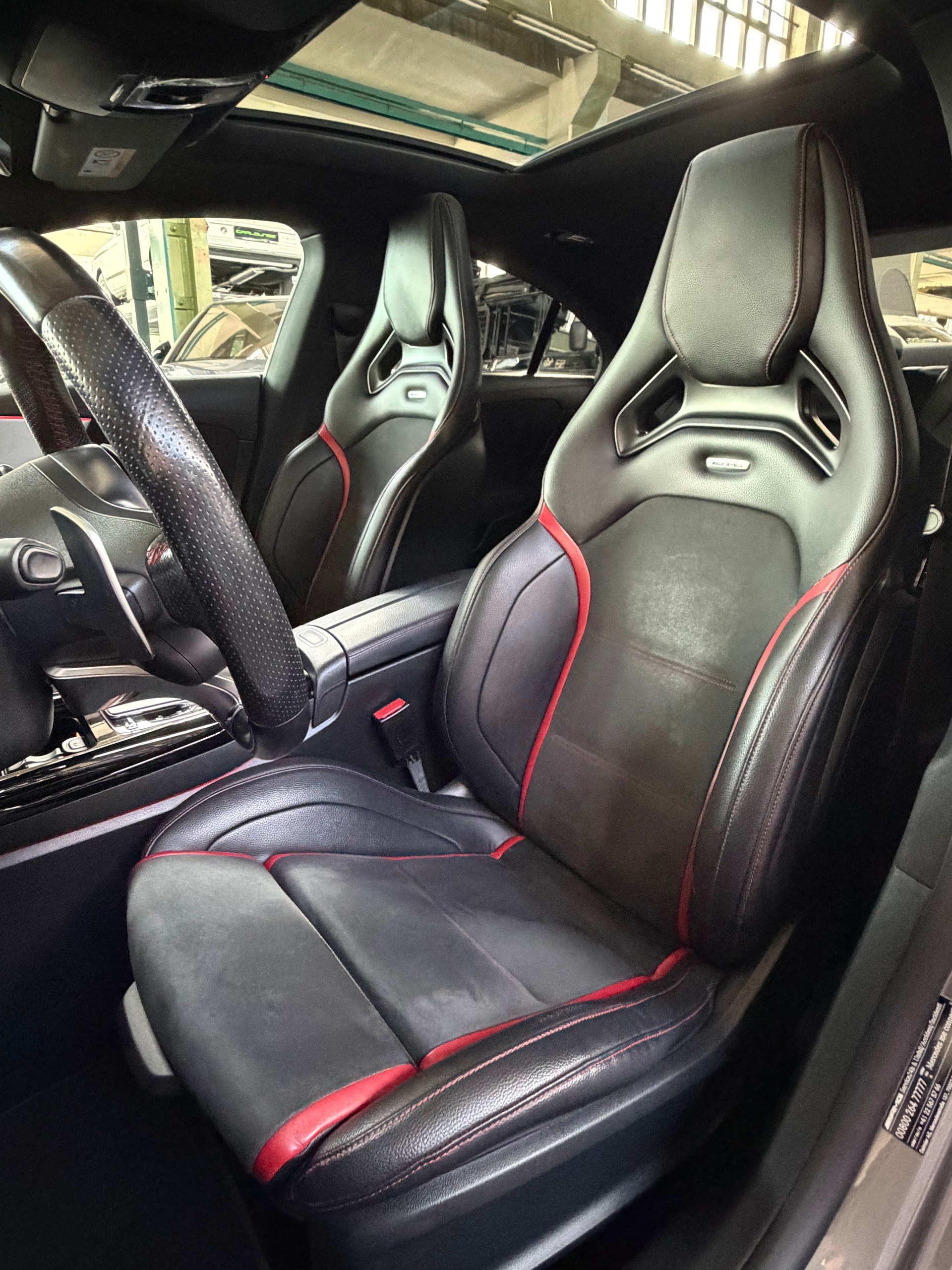 MERCEDES-BENZ CLA 45 S AMG 4Matic+ / 8G-DCT / Limousine-image-3