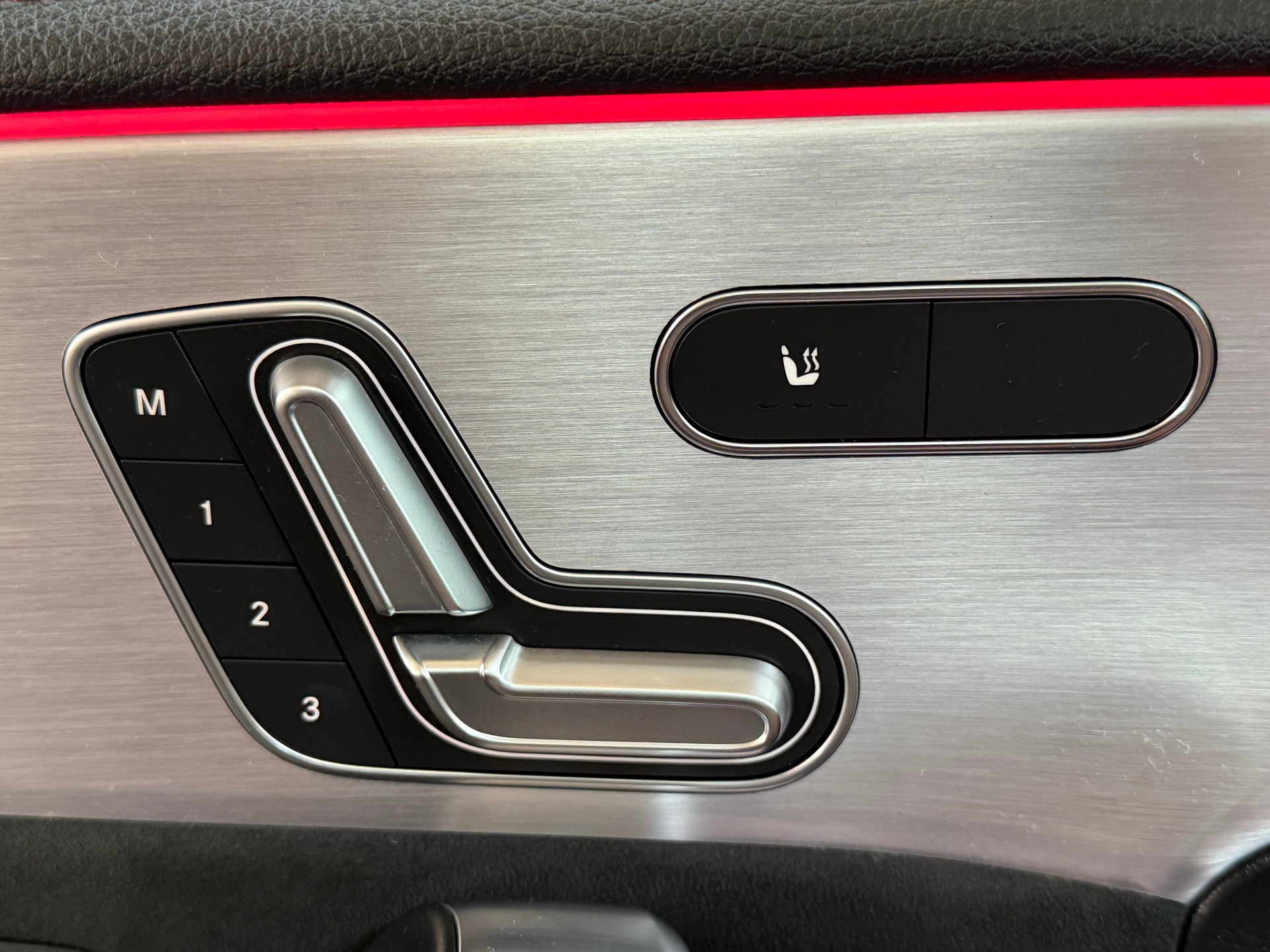 MERCEDES-BENZ CLA 45 S AMG 4Matic+ / 8G-DCT / Limousine-image-7