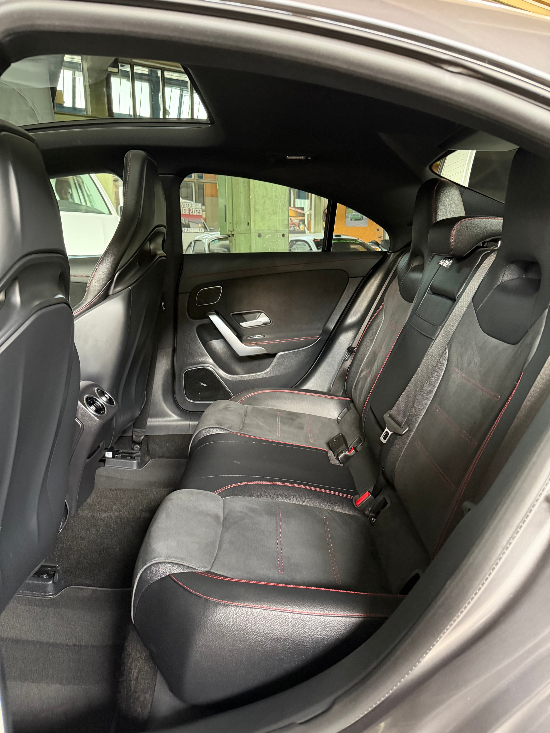 MERCEDES-BENZ CLA 45 S AMG 4Matic+ / 8G-DCT / Limousine-image-6