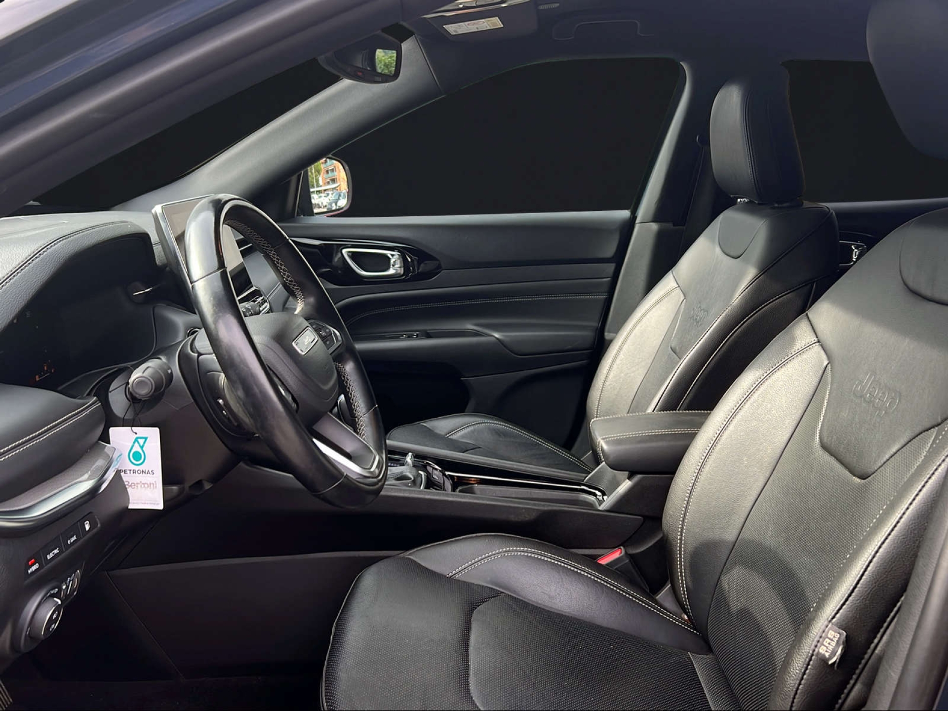JEEP Compass 1.3 PHEV S AWD 4xe-image-6