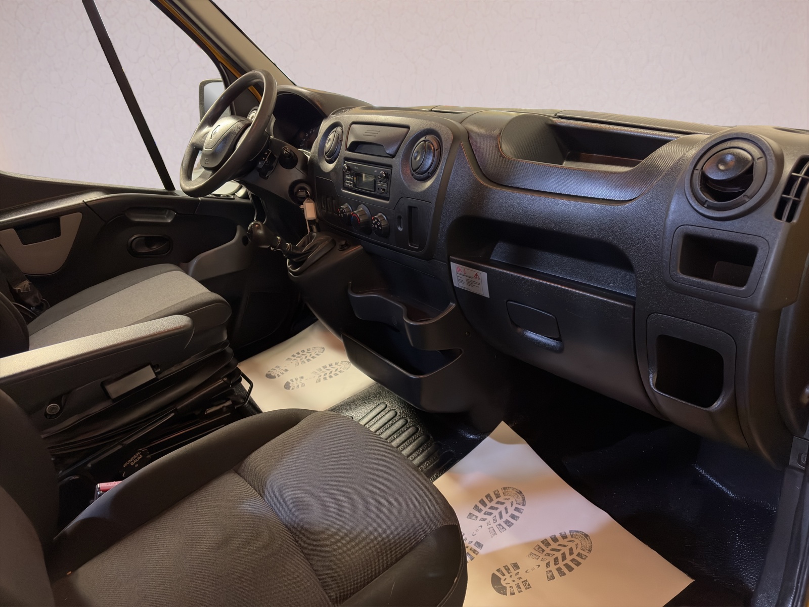 RENAULT Master T35 ENERGY 2.3dCi 170 L3H2 Quickshift-image-10