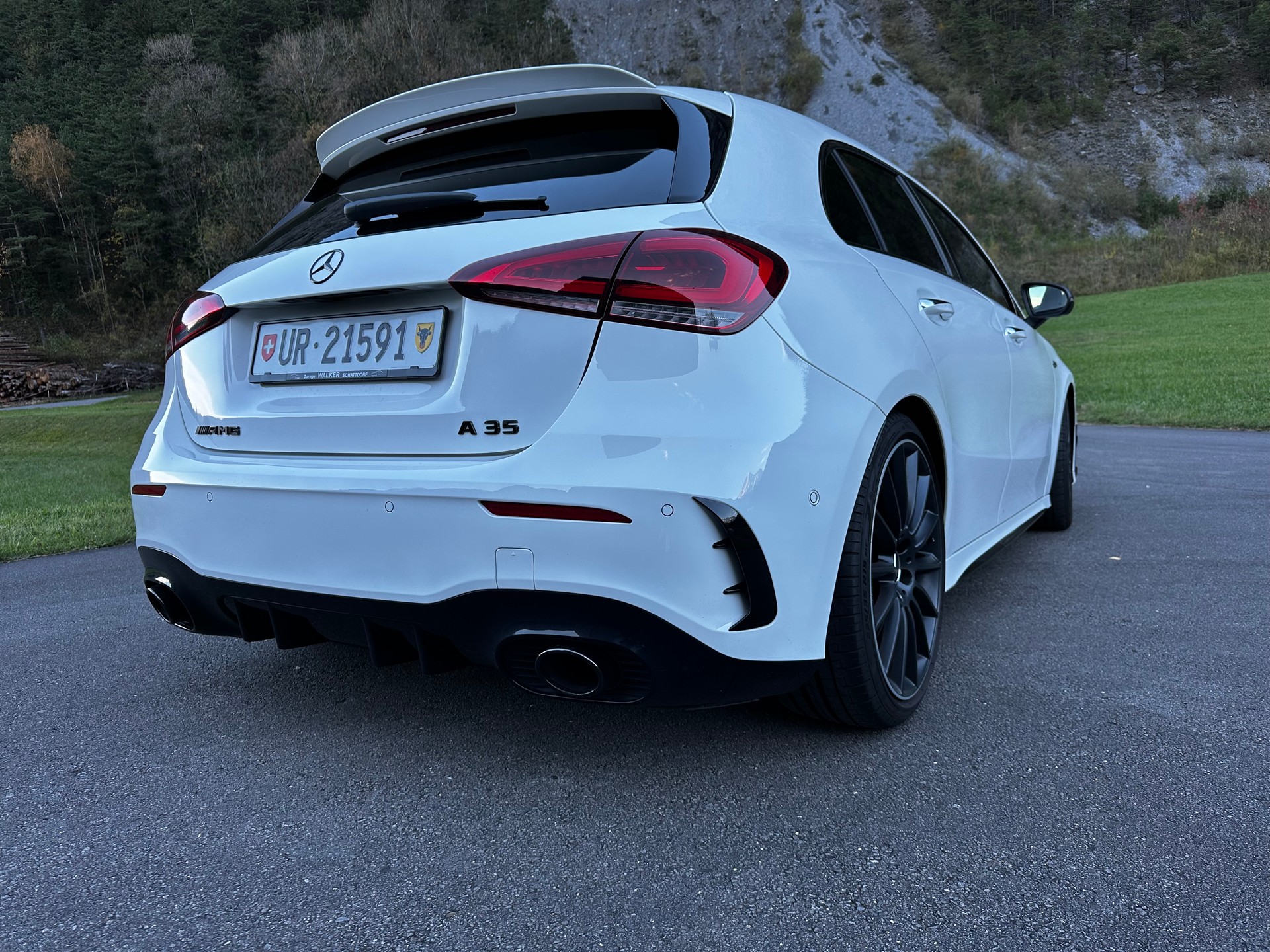 MERCEDES-BENZ A 35 AMG 4matic-image-1