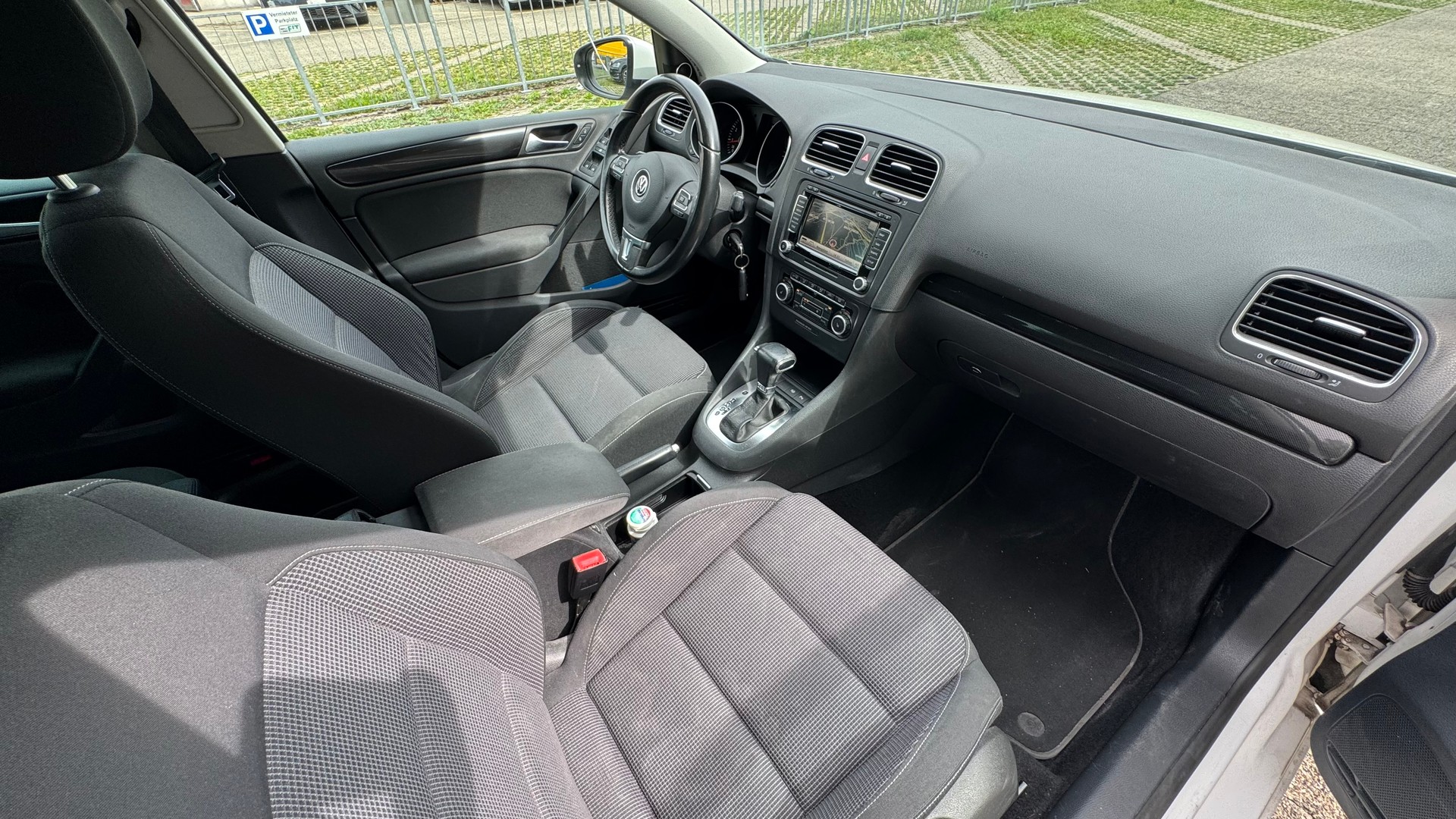 VW Golf 1.2 TSI BlueMotion Technology Comfortline DSG-image-7