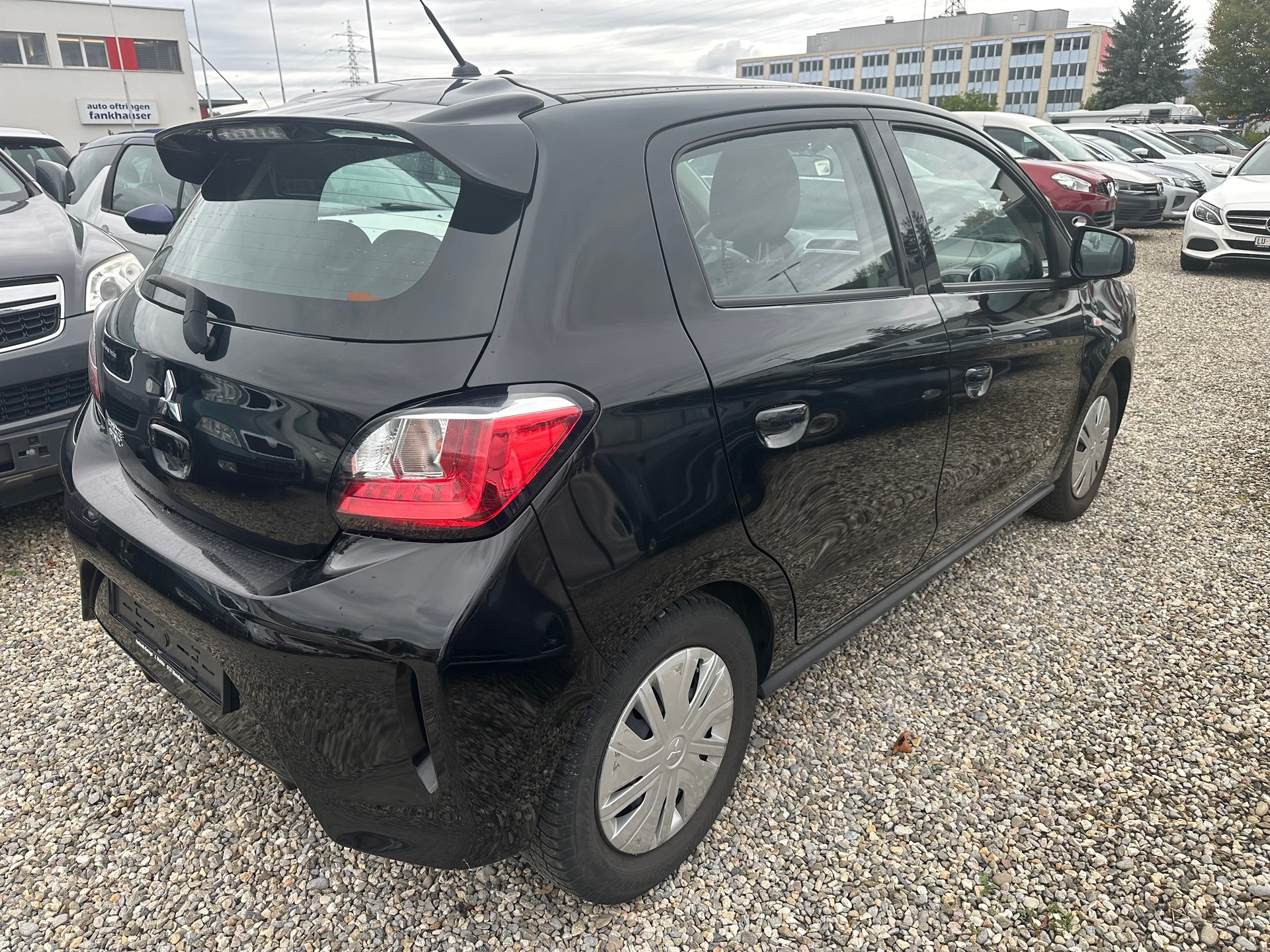 MITSUBISHI Space Star 1.2 CVT Invite-image-3