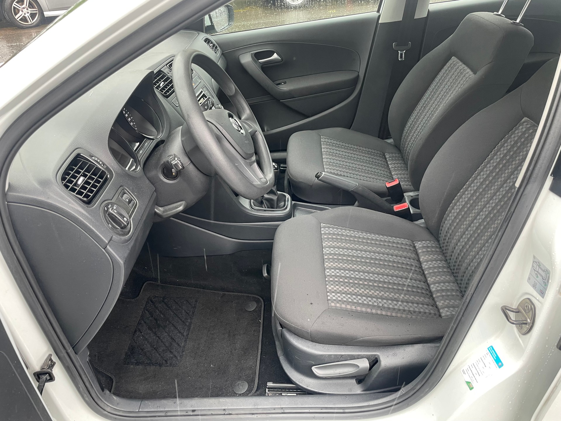 VW Polo 1.0 BMT Trendline * Unfall Wagen und Hagel *-image-13