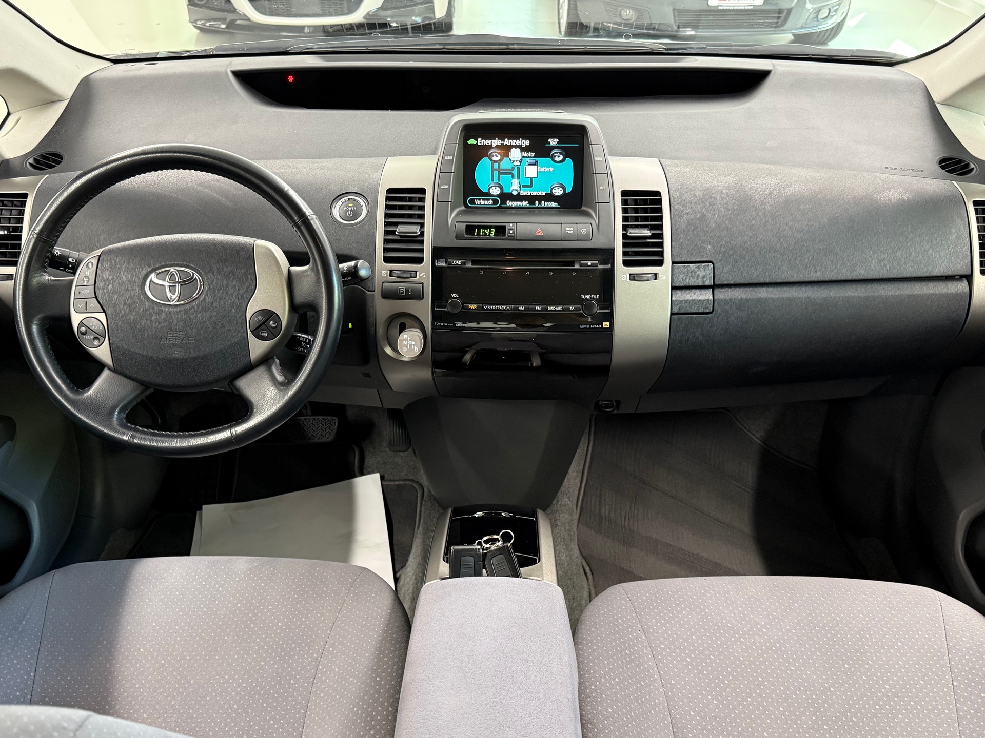 TOYOTA Prius 1.5 16V Hybrid-image-10