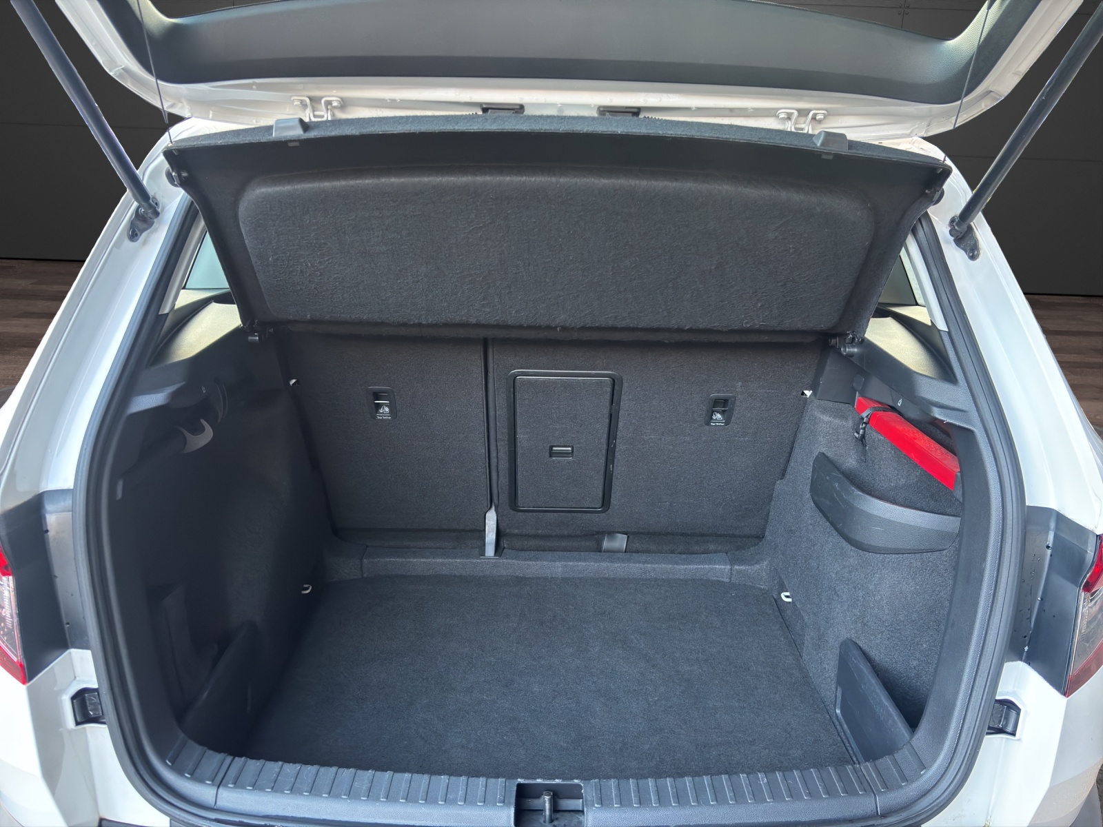 SKODA Karoq 2.0 TDI CR Ambition 4x4 DSG-image-12
