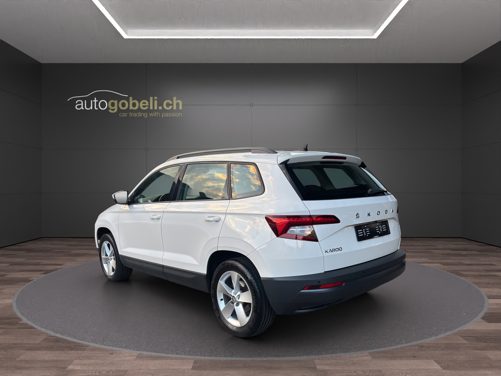 SKODA Karoq 2.0 TDI CR Ambition 4x4 DSG-image-1