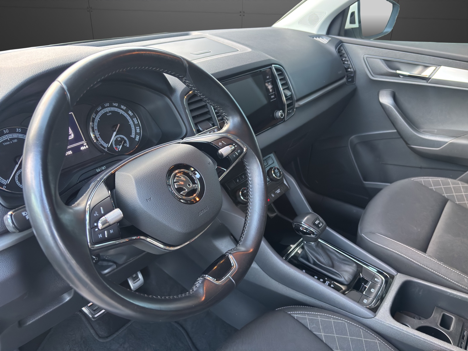 SKODA Karoq 2.0 TDI CR Ambition 4x4 DSG-image-3