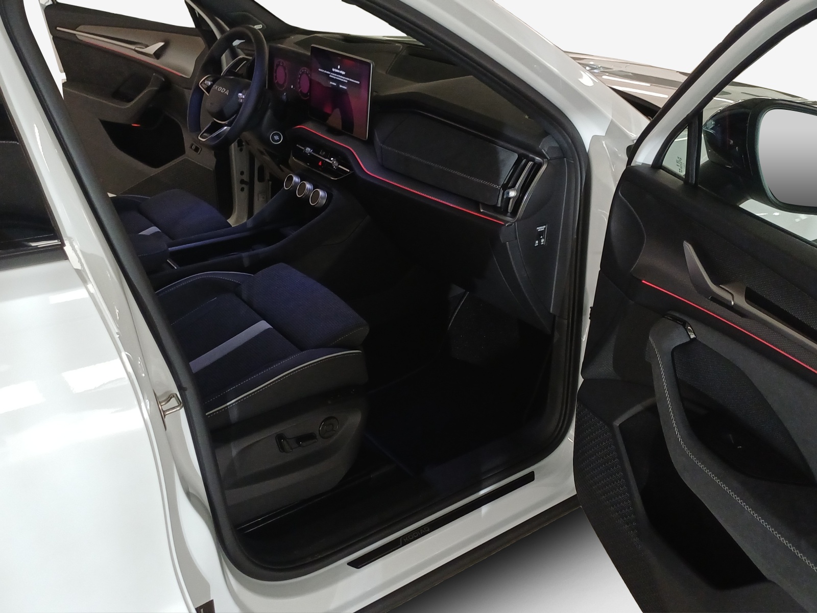 SKODA Kodiaq 2.0 TSI Sportline 4x4-image-13