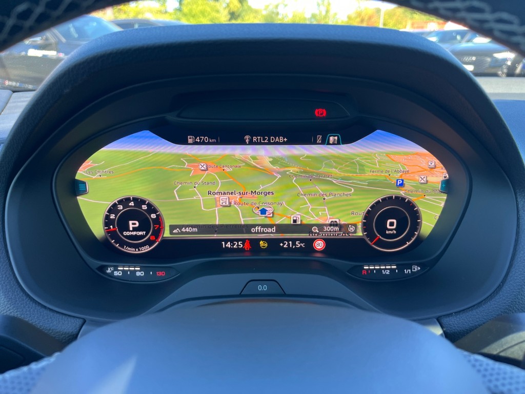 AUDI Q2 40 TFSI S line quattro S-tronic-image-12