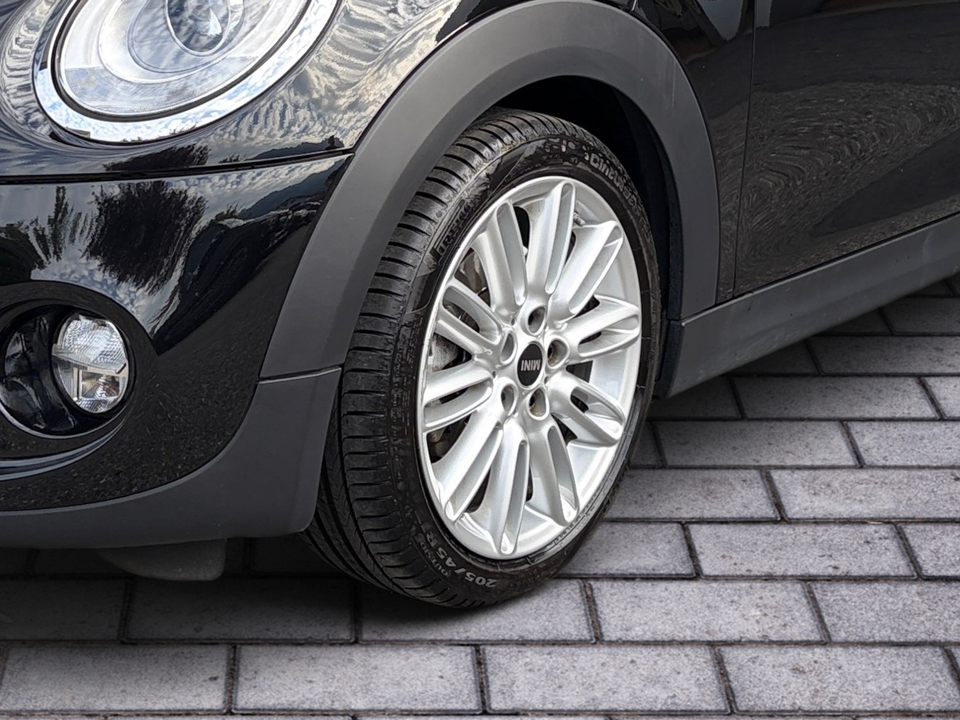 MINI Cooper S Cabriolet Steptronic-image-5