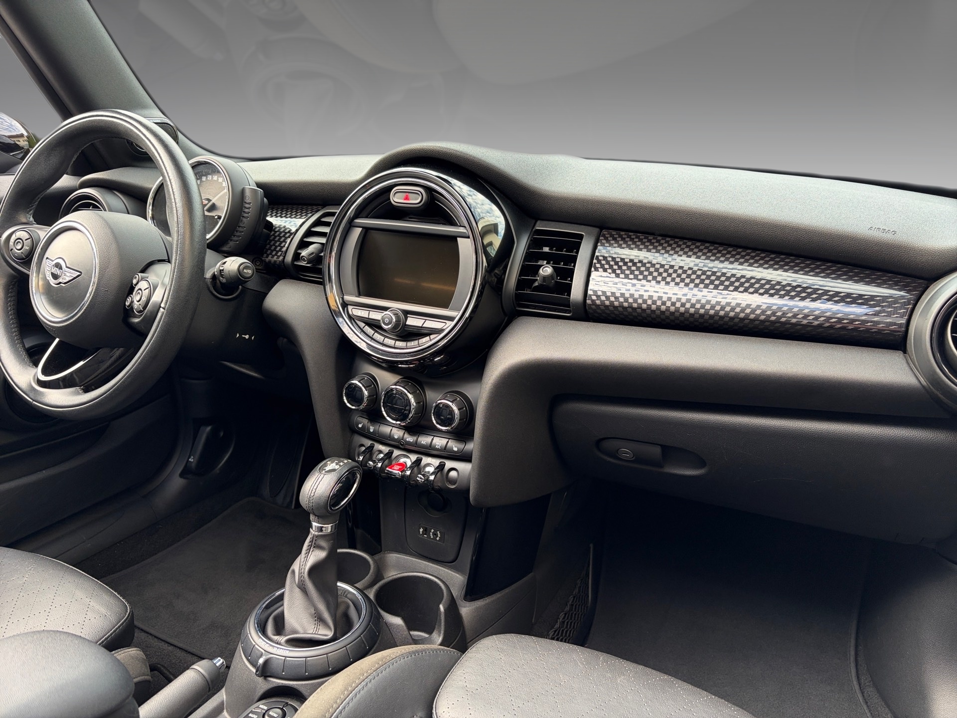 MINI Cooper S Cabriolet Steptronic-image-12