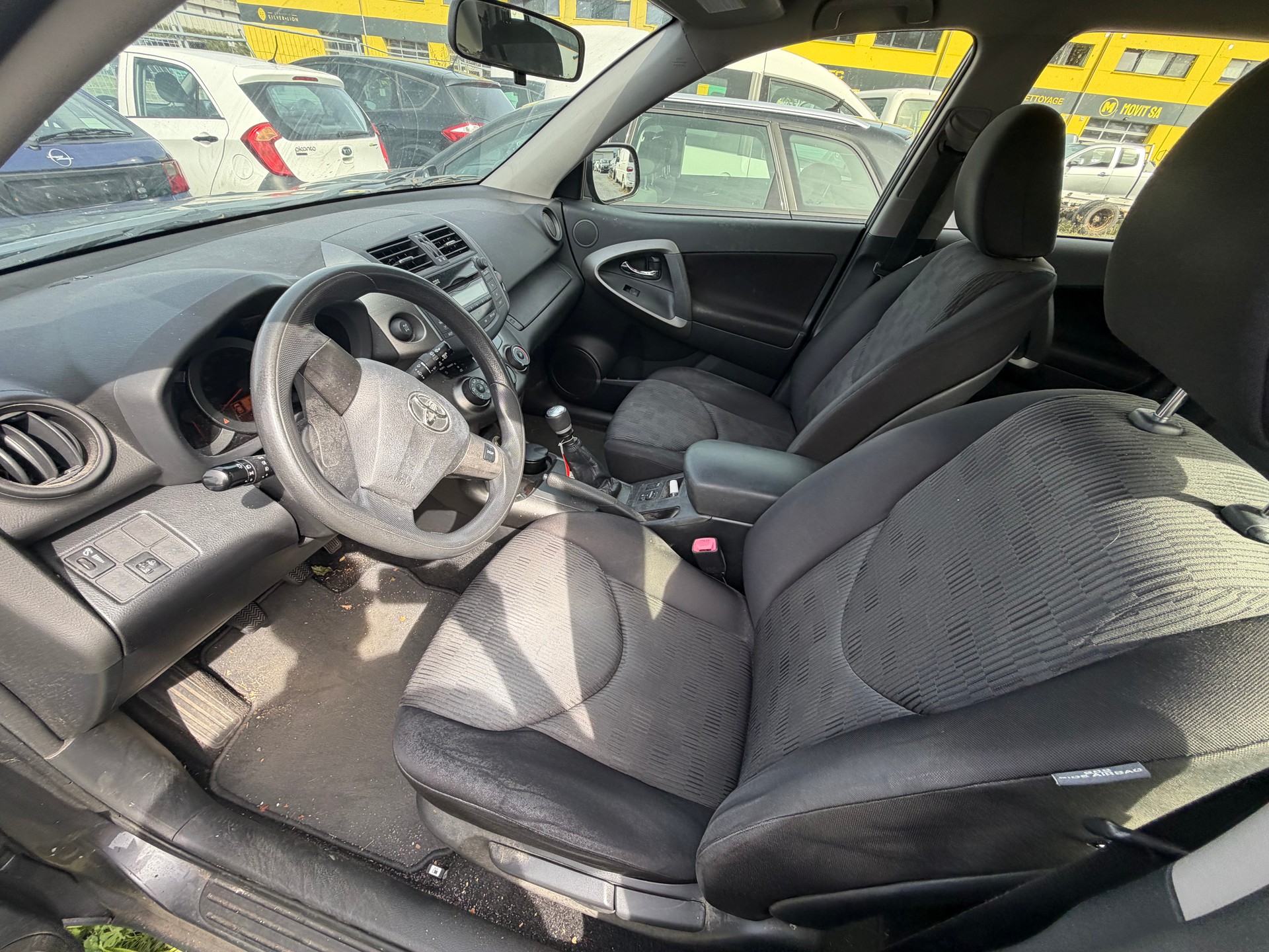 TOYOTA RAV-4 2.0 16V Linea Sol-image-9